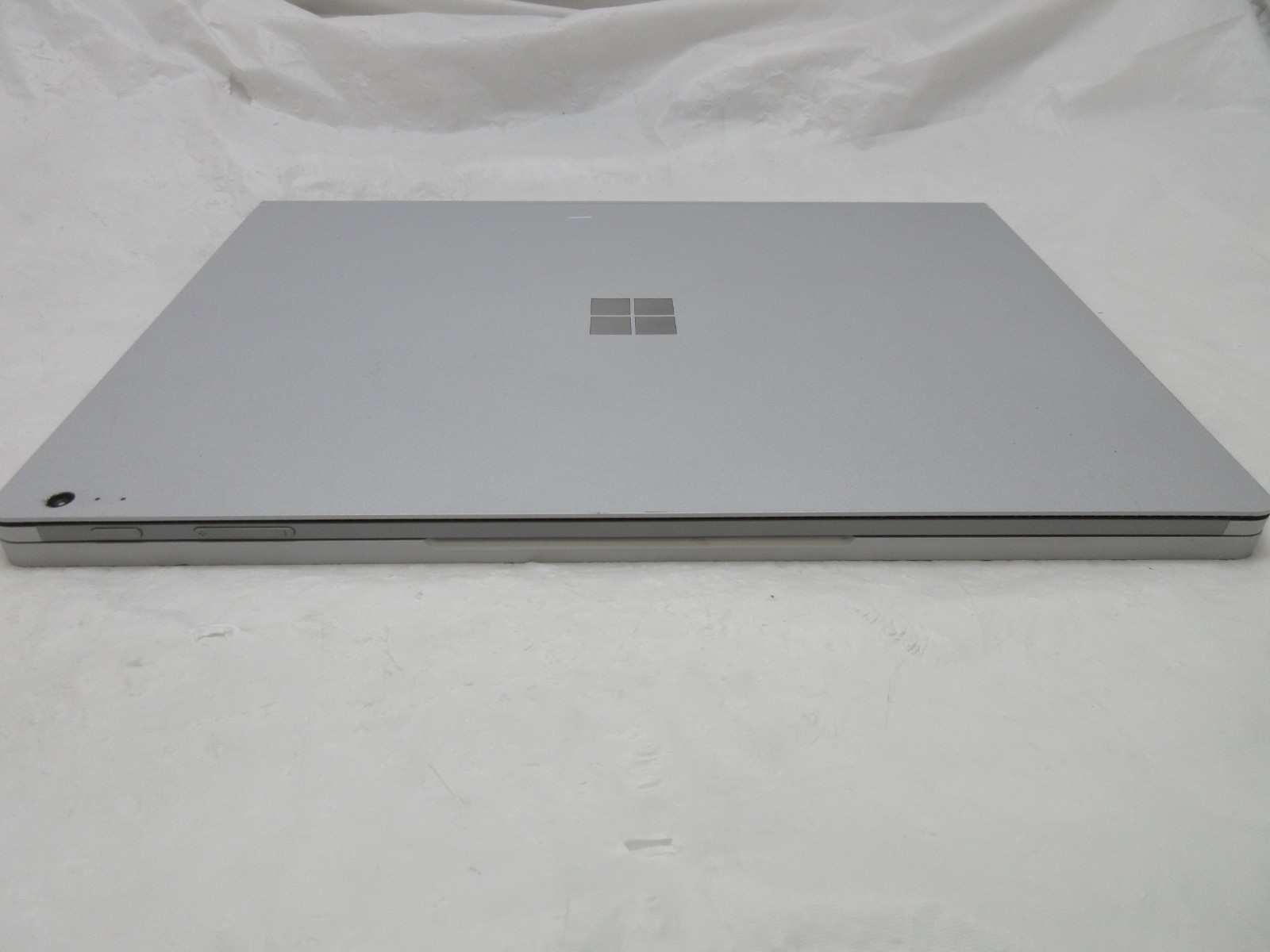 Microsoft Surface Book 2 13.5″ : i7-8650U 1.9GHz : 16GB : 512GB SSD : Grade B