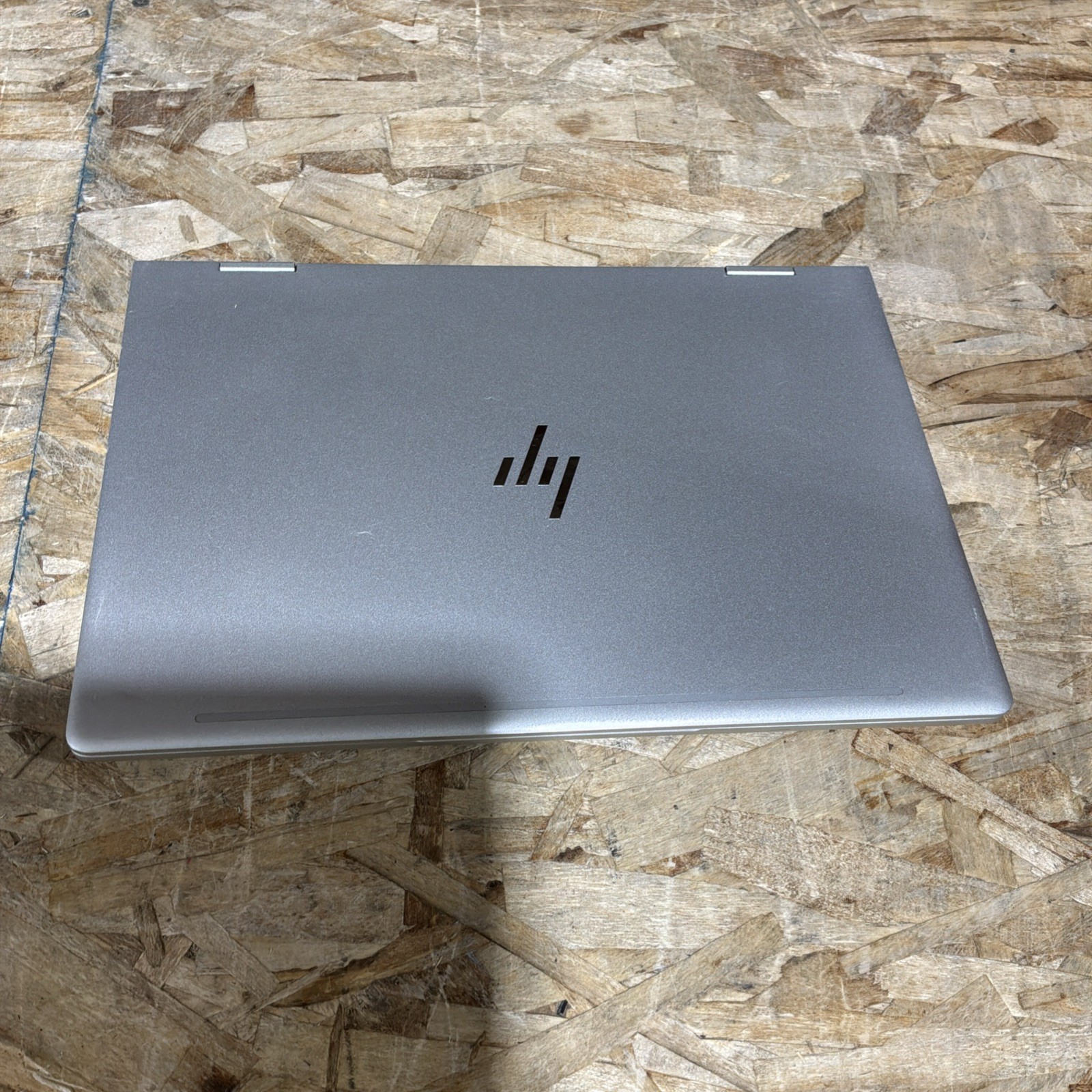HP EliteBook x360 830 G6 13.3″ FHD | i5-8265U 1.6GHz | 8GB RAM | 256 GB SSD C490