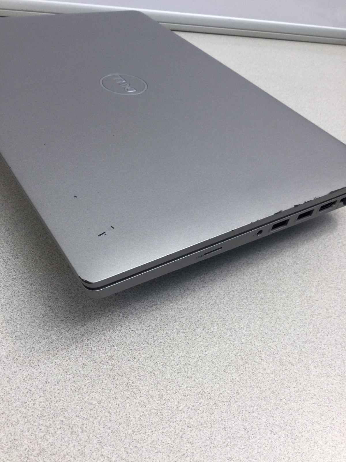 Dell Latitude 5420 14″ (256 GB SSD, Core i5-1145G7, 2.60 GHz,8GB RAM WIN 11 PRO