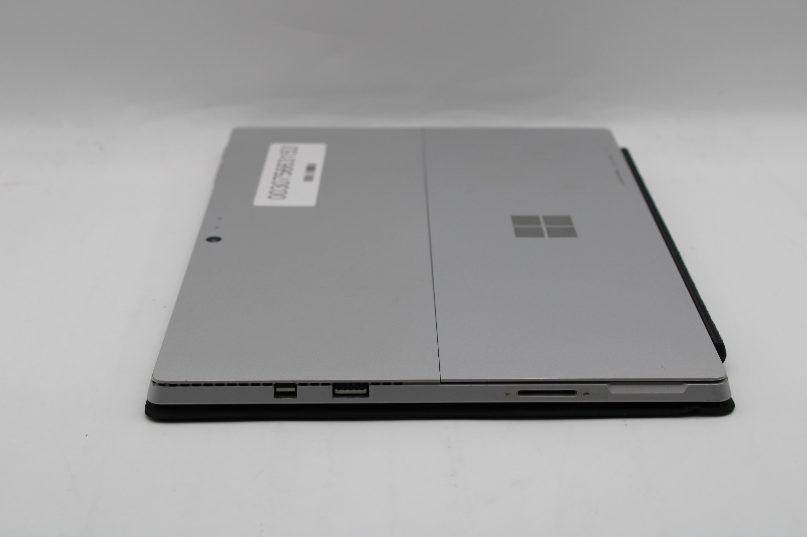 Microsoft Surface Pro 4 1724 i5-6300U @ 2.4 GHz 4GB RAM 128GB SSD No OS