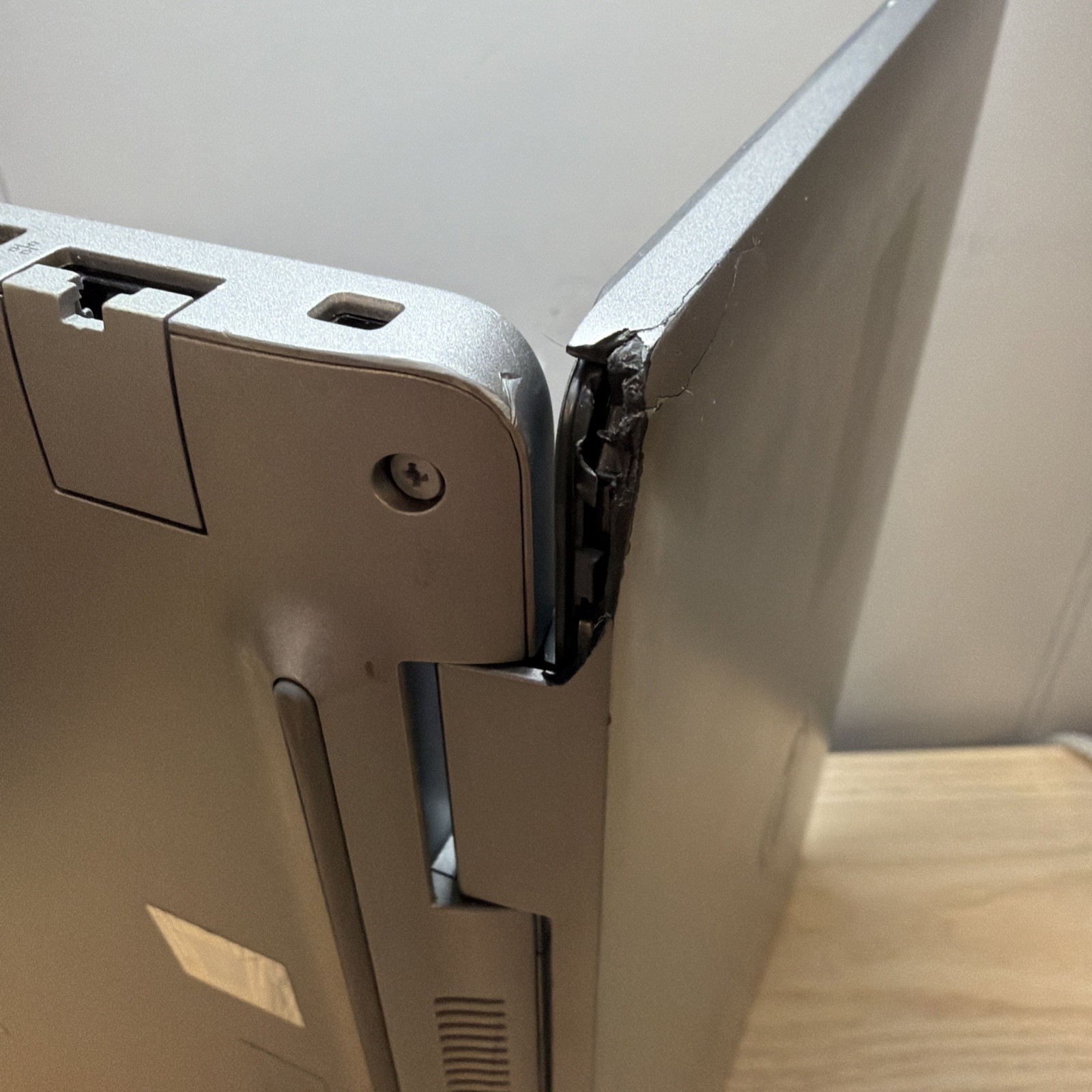 Dell Latitude 5520 i5-1145G7 16GB 512GB SSD 15″ FHD No OS