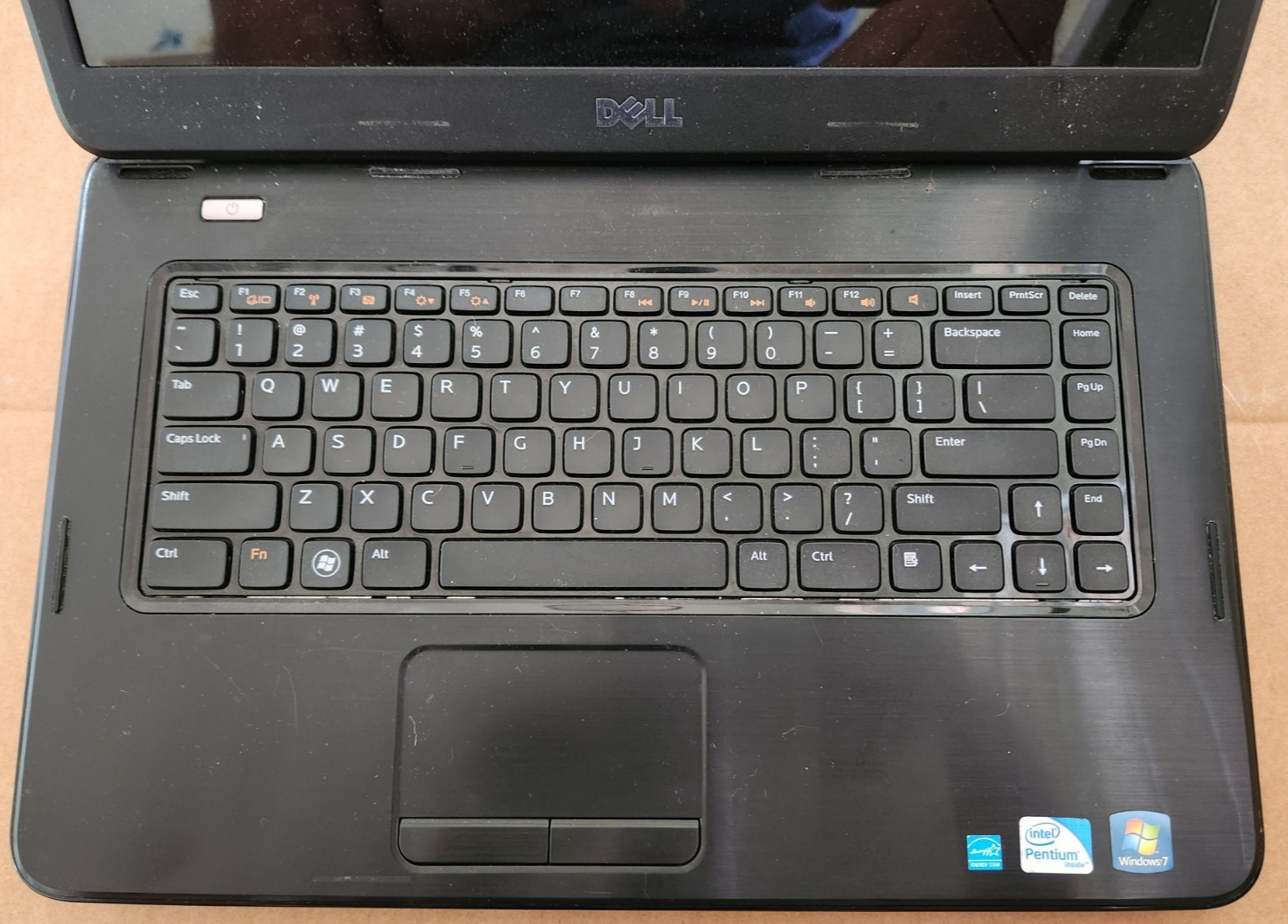 Dell Inspiron 15 N5050 Laptop Pentium Dual Core 2.1ghz 4GB DVD Burn 500GB READ