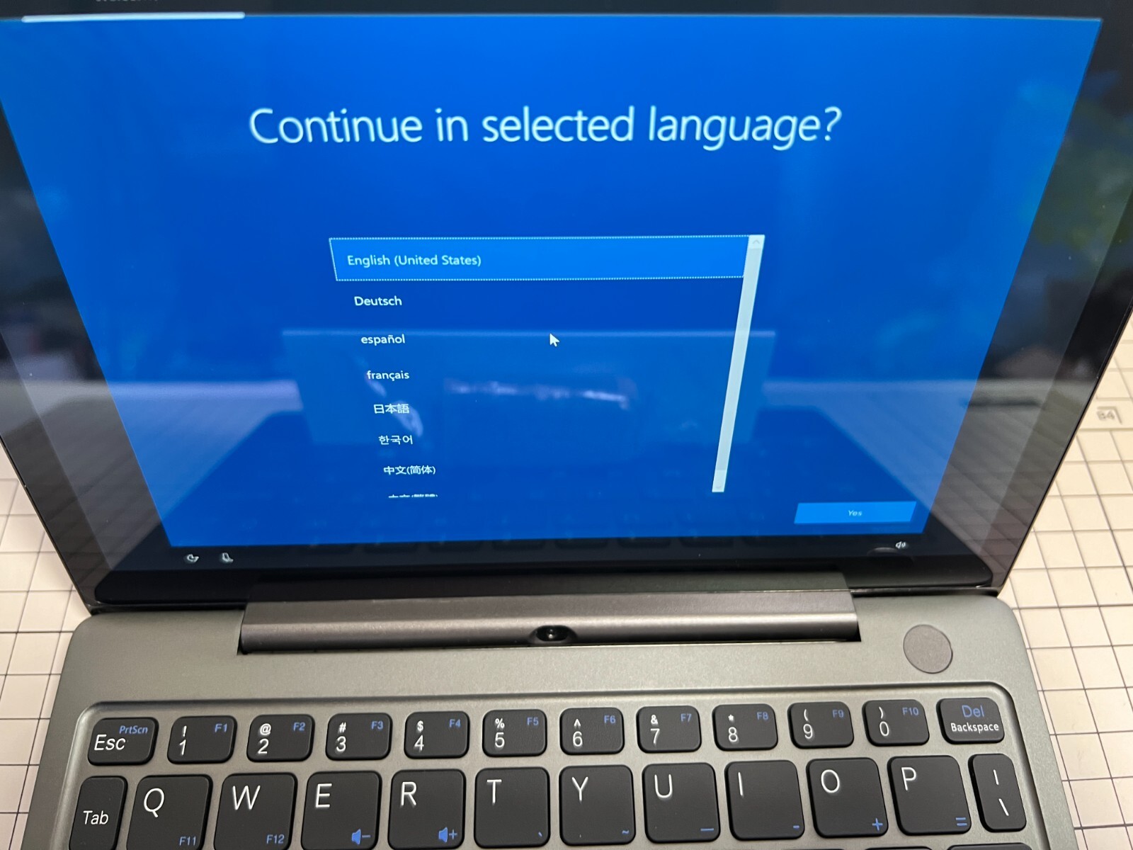 GPD P2 MAX Windows10 Core m3-8100Y Memory 16GB SSD 512GB Near Mint