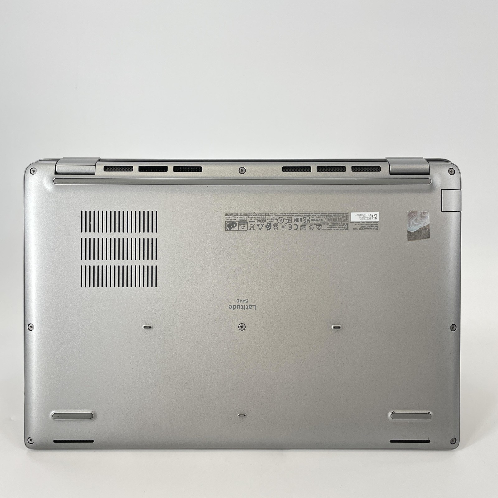 Dell Latitude 5440 14 Gray FHD 1.8 GHz i7-1365U 16GB RAM 512GB SSD Very Good