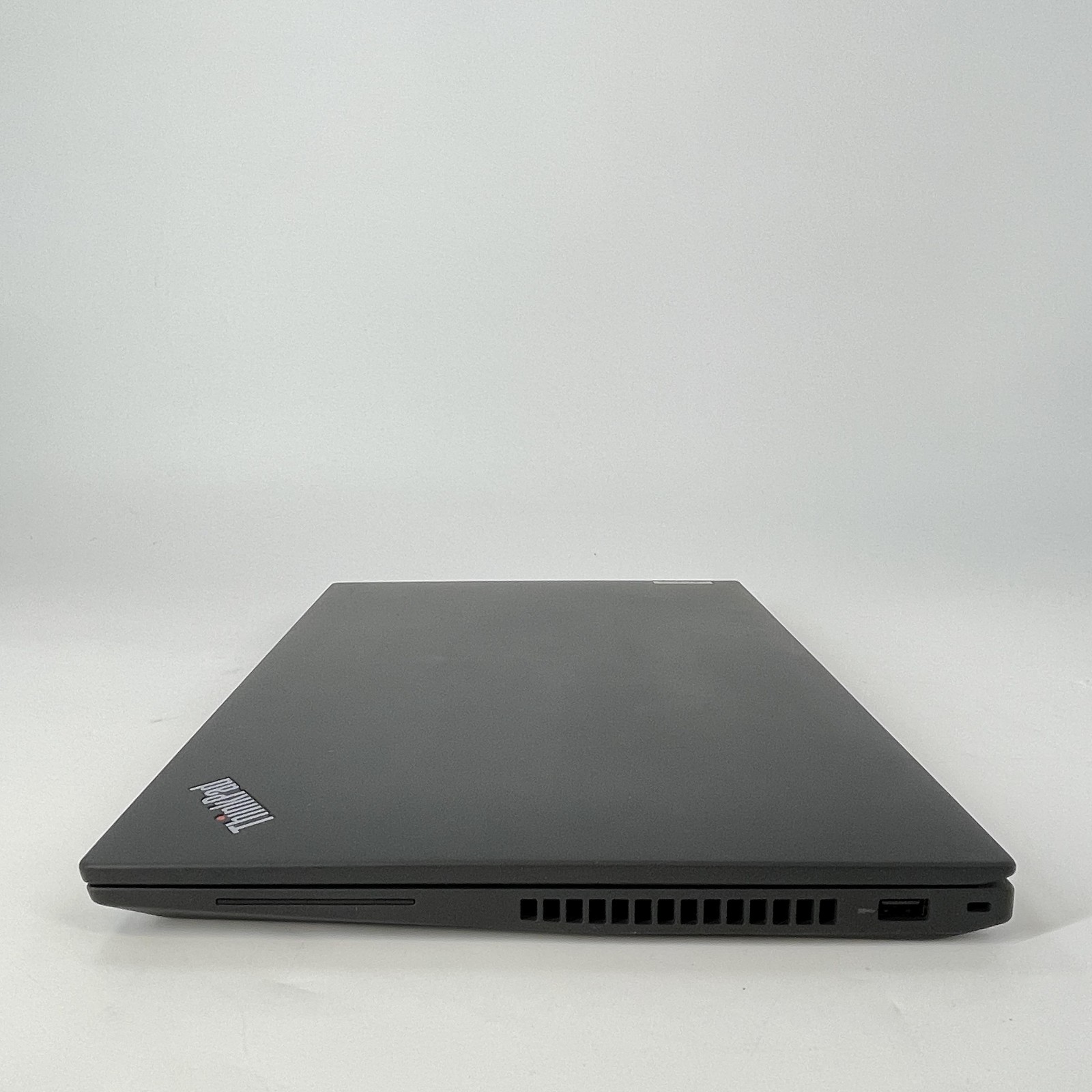 Lenovo ThinkPad P16s Gen 1 FHD+ 2.1 GHz i7-1260P 16GB 512GB SSD T550 Very Good
