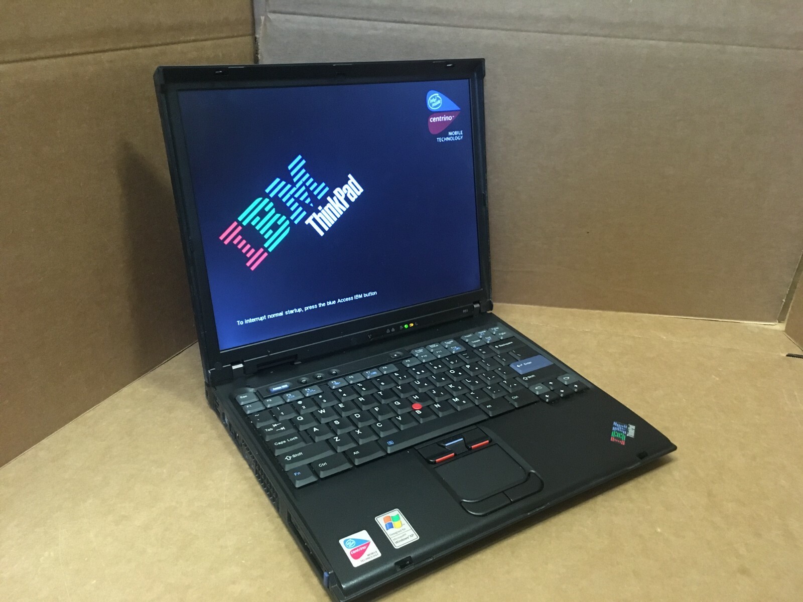 IBM ThinkPad R51 LAPTOP 1.50GHz 760MB, 40GB WINDOWS XP