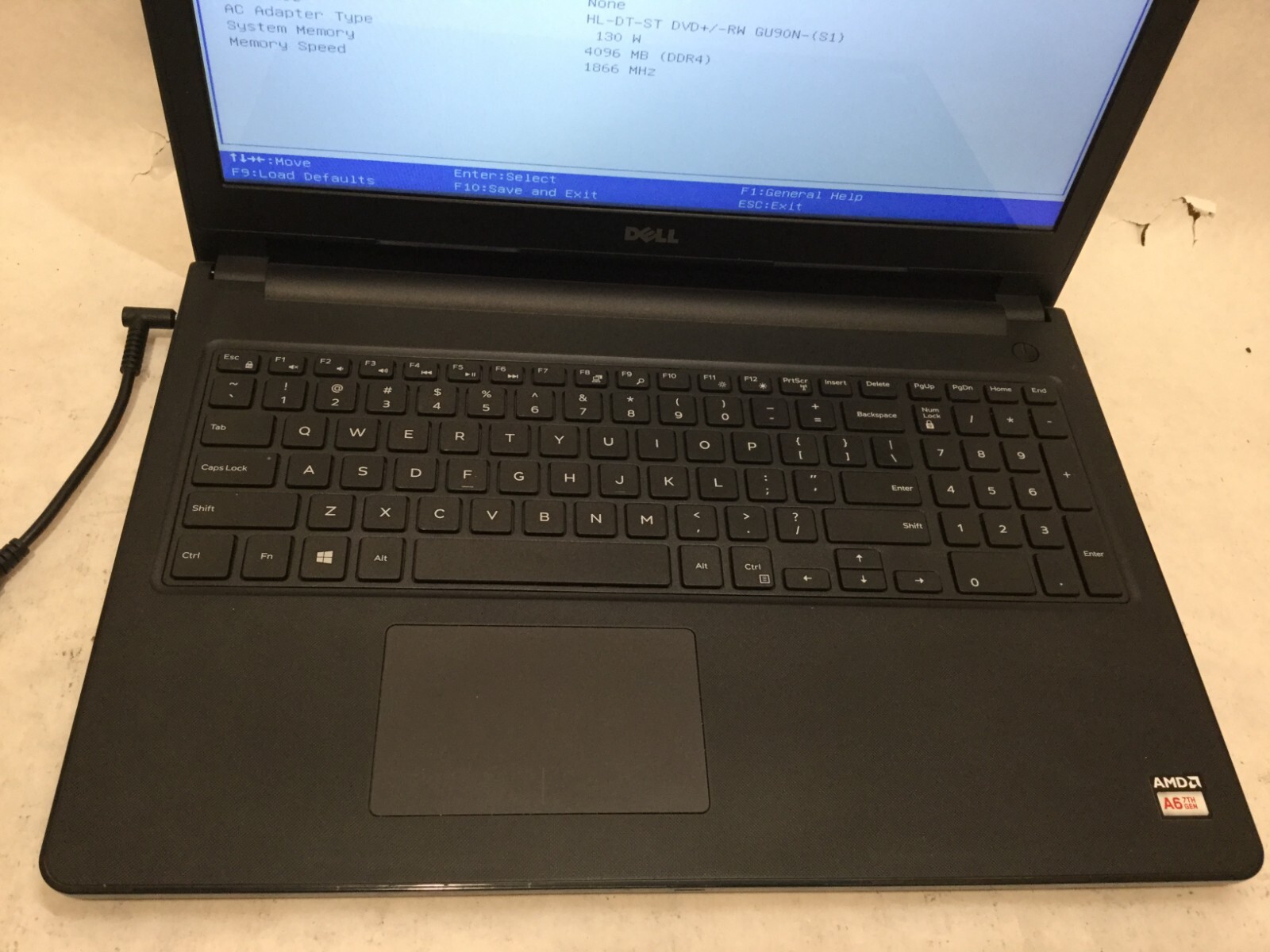 Dell inspiron 15-3565 / AMD A6-9200 R4 5 CC(2C+3G) @ 2.00GHz / (NO STORAGE) -MR