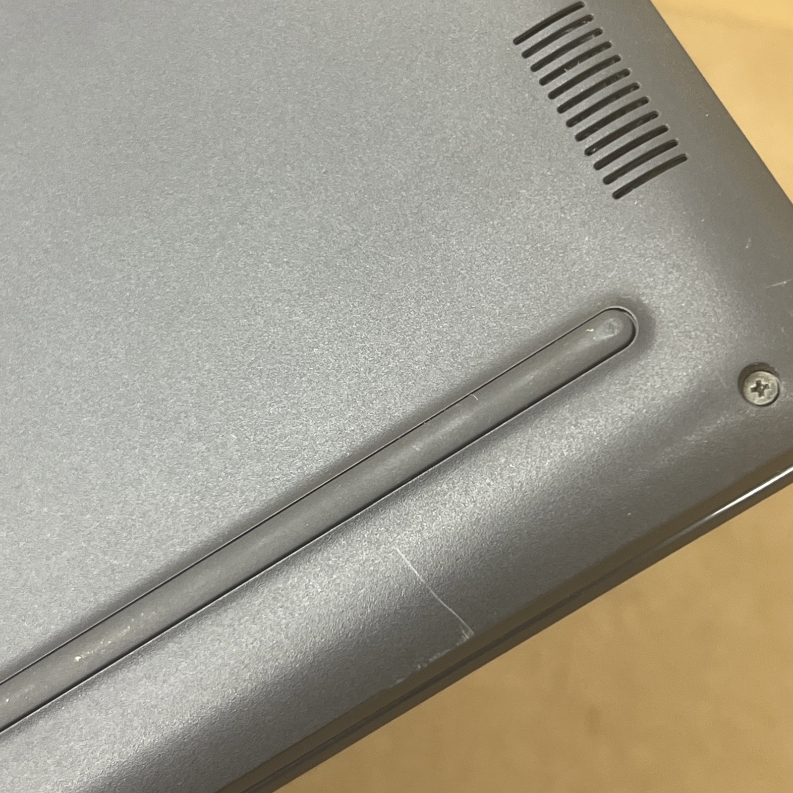 Dell Latitude 3510 i5-10210U 1.6GHz 8GB Ram 256GB SSD – Fair *Low Battery*