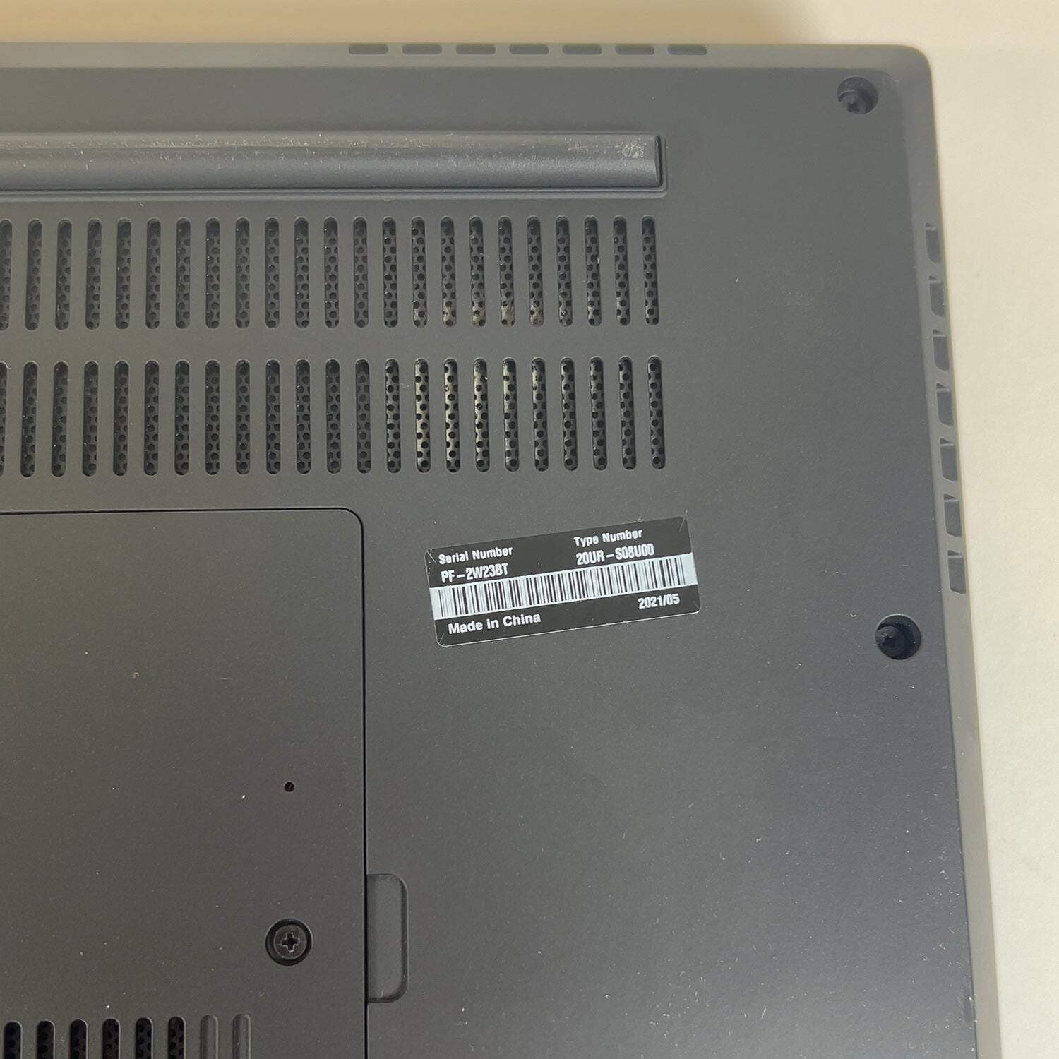 Broken Lenovo Thinkpad T15G Gen 1 i7-10750H 32GB RAM 1TB SSD RTX 2070 Super Read