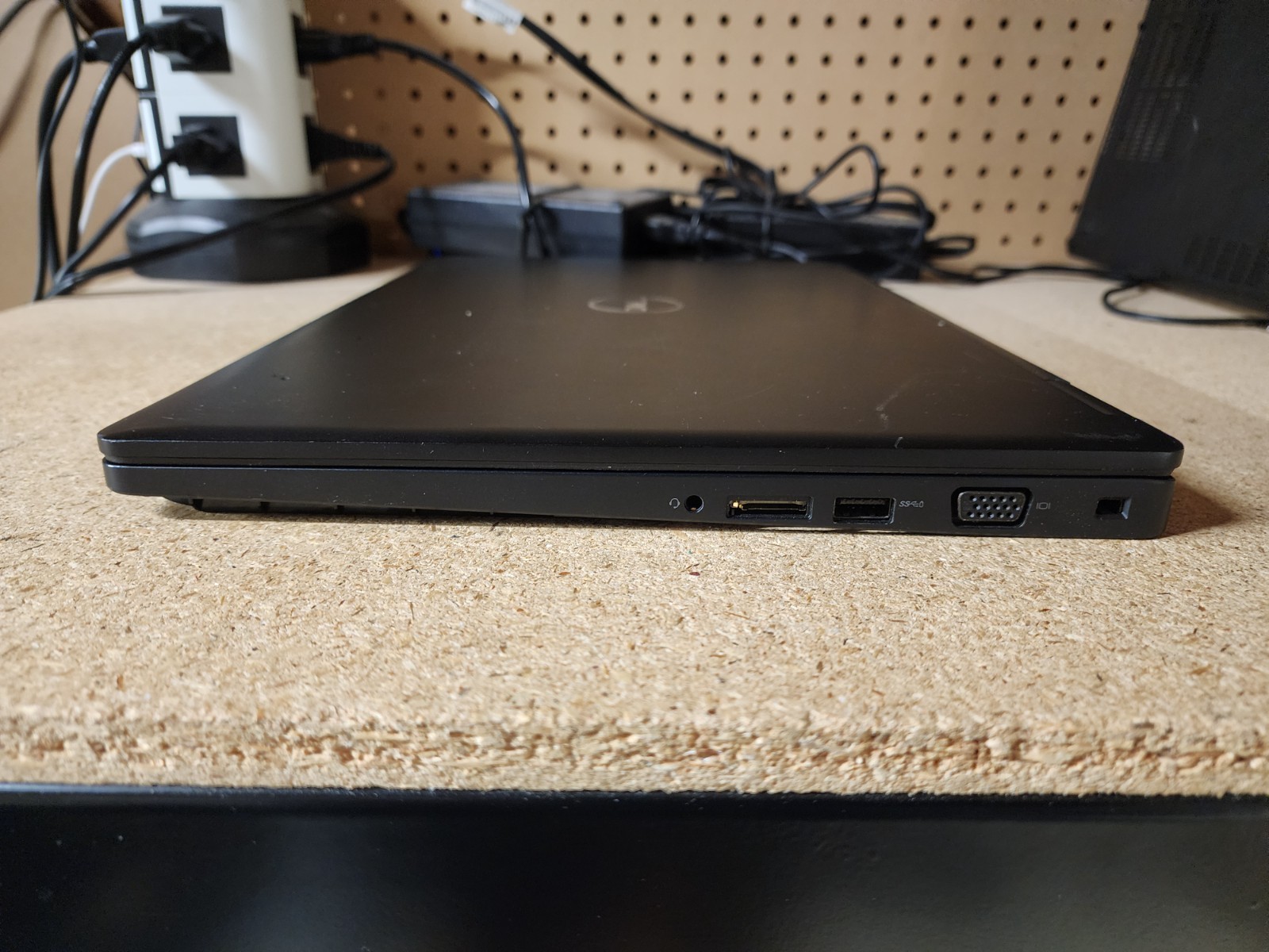 Dell Precision 3530 i5-8400H 2.5GHz No RAM/HDD/OS Quadro P600 GPU #3