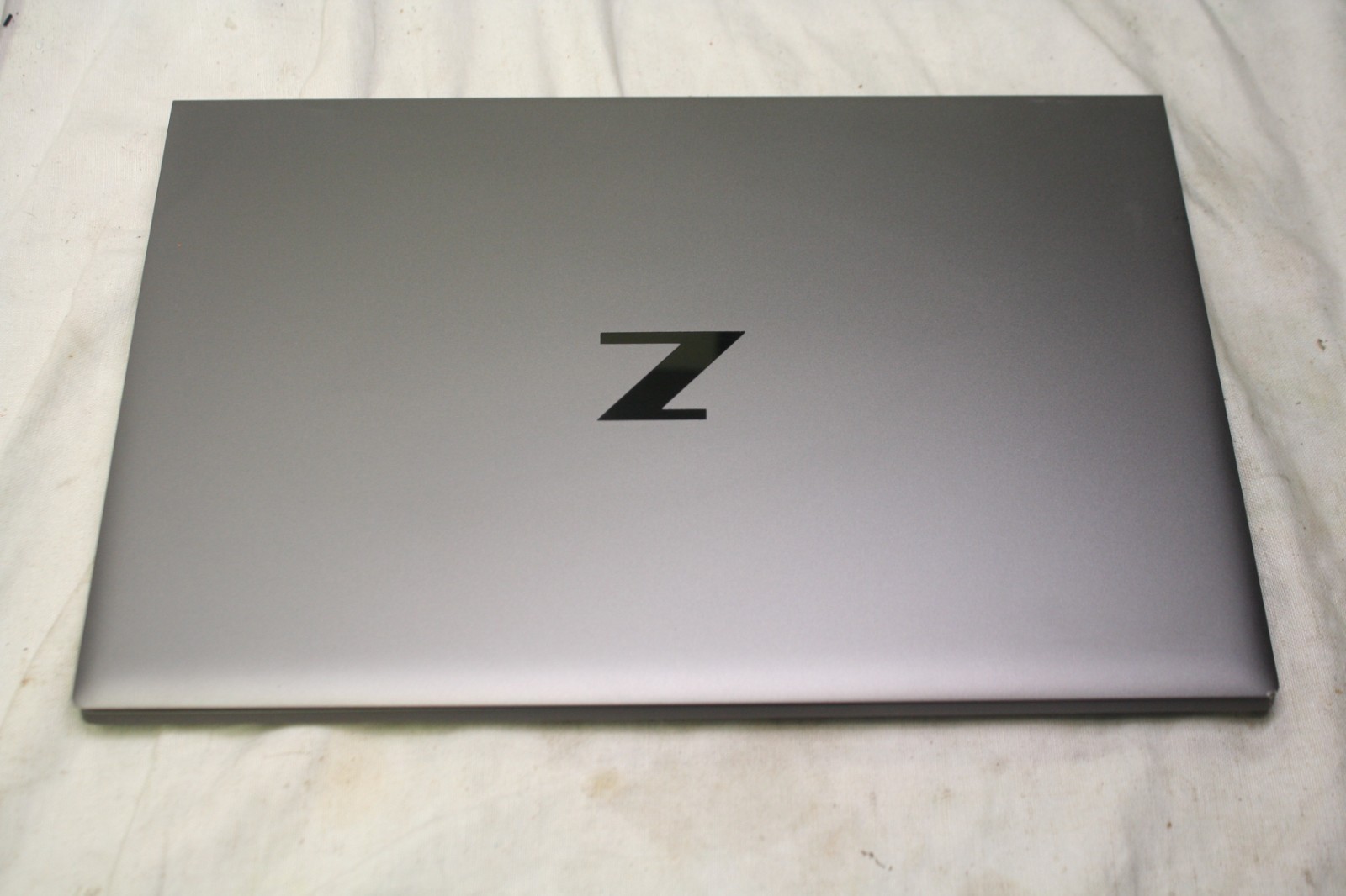 HP ZBook Firefly G8 14″ FHD, i7-1185G7 3GHz 16GB 256GB SSD Win11Pro NVIDIA T500