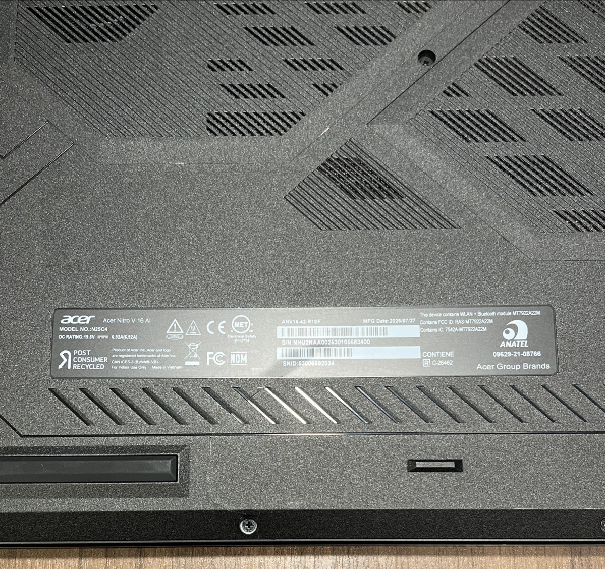 Acer Nitro V 16 AI 16″, Ryzen 5 240, RTX 5050, 32GB RAM, 512GB SSD ANV16-42-R1SF