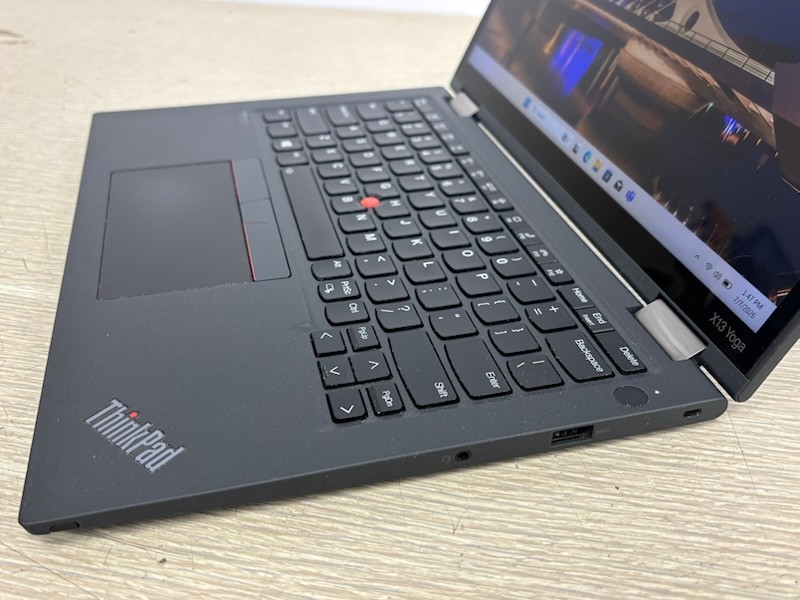 Lenovo ThinkPad X13 Yoga G2 i5-1135G7 16GB 256GB SSD W11 Pro ~ Touch 2in1 Laptop