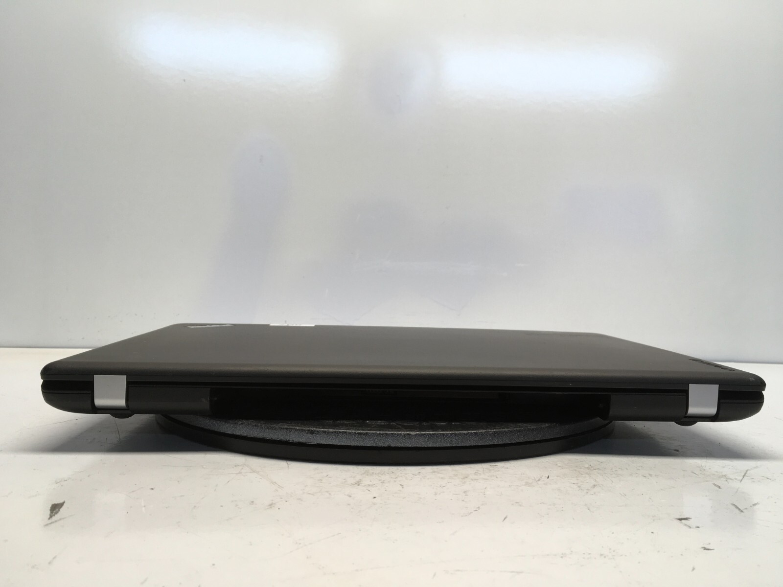 Lenovo ThinkPad E550 Intel i3-4005U 1.7GHz 4 GB NO HDD