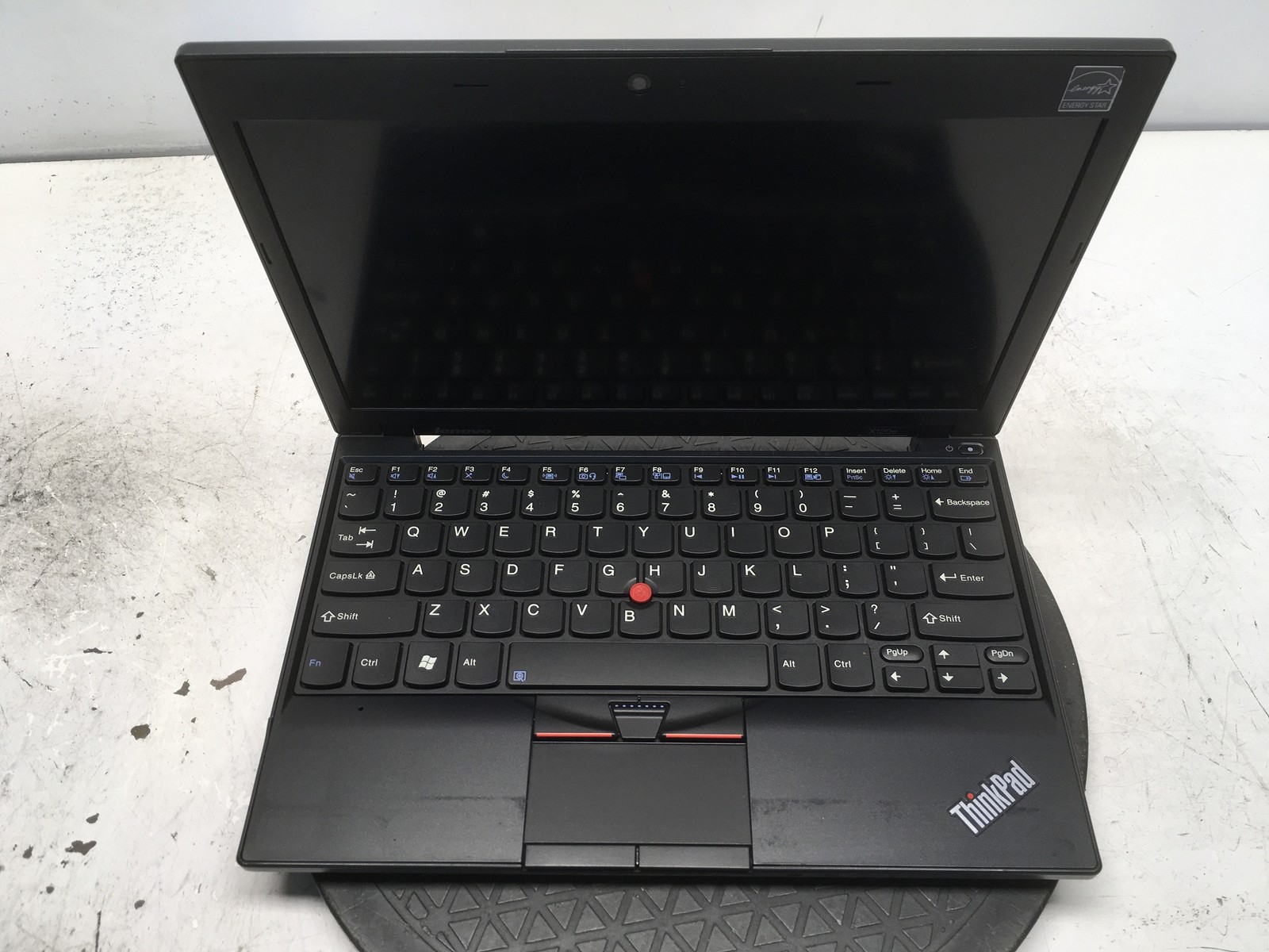 Lenovo ThinkPad X120E AMD Fusion E-350 1.6GHz 4 GB NO HDD No Batt