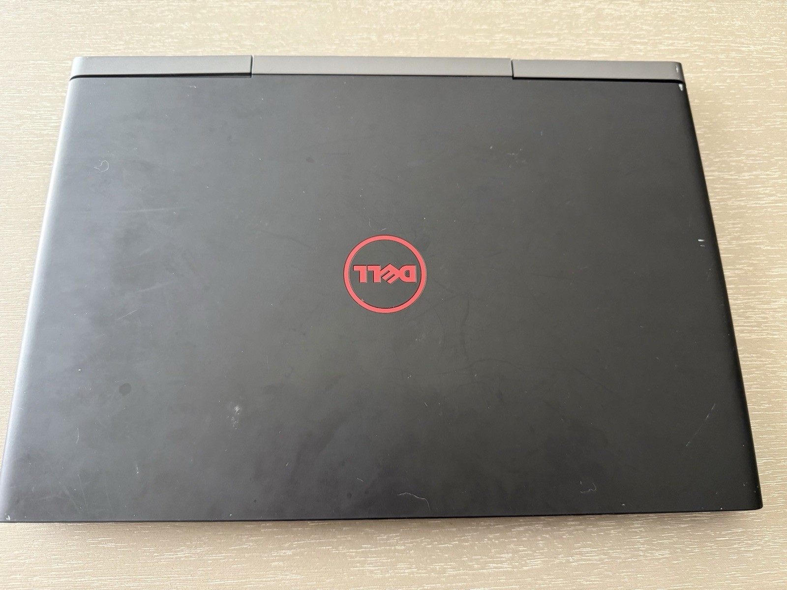Dell Inspiron 15.6 Intel Core i5 -8GB RAM NVIDIA GTX 1050 Ti 256GB SSD W/CHARGER