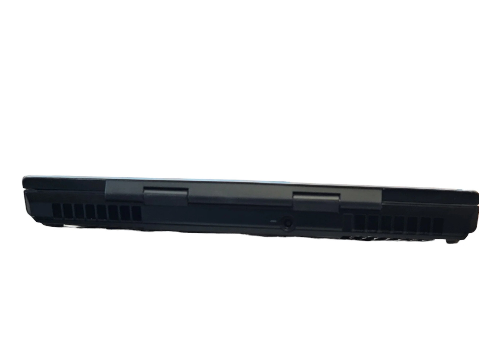 Retro Alienware M17x R3 i7-2670QM 8GB DDR3 Radeon 6800M 256GB SSD 17″