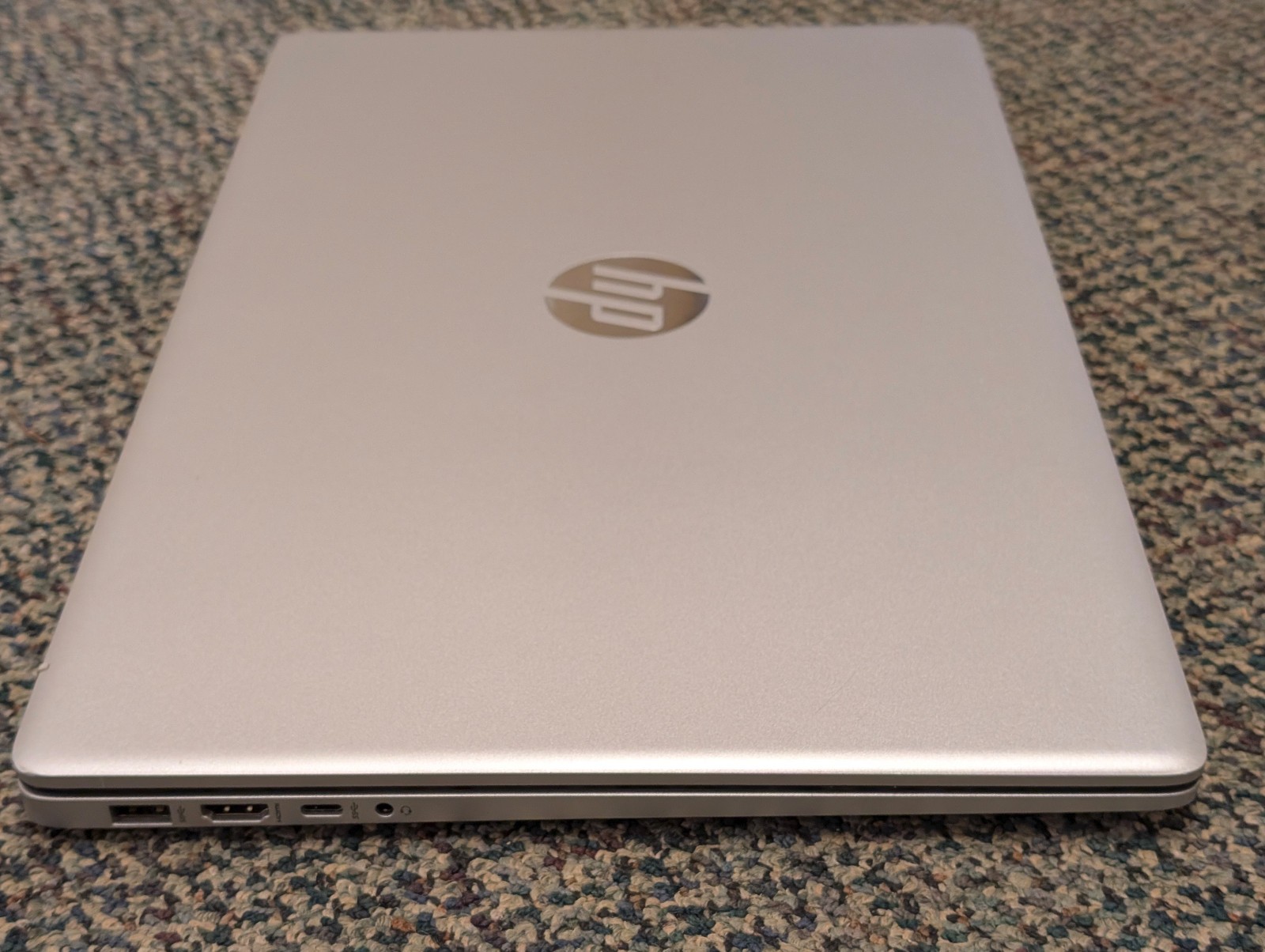 *READ* HP 17-cn0025nr Laptop PC 17.3″ i5-1135G7 No RAM/SSD *DOESN’T POWER ON*