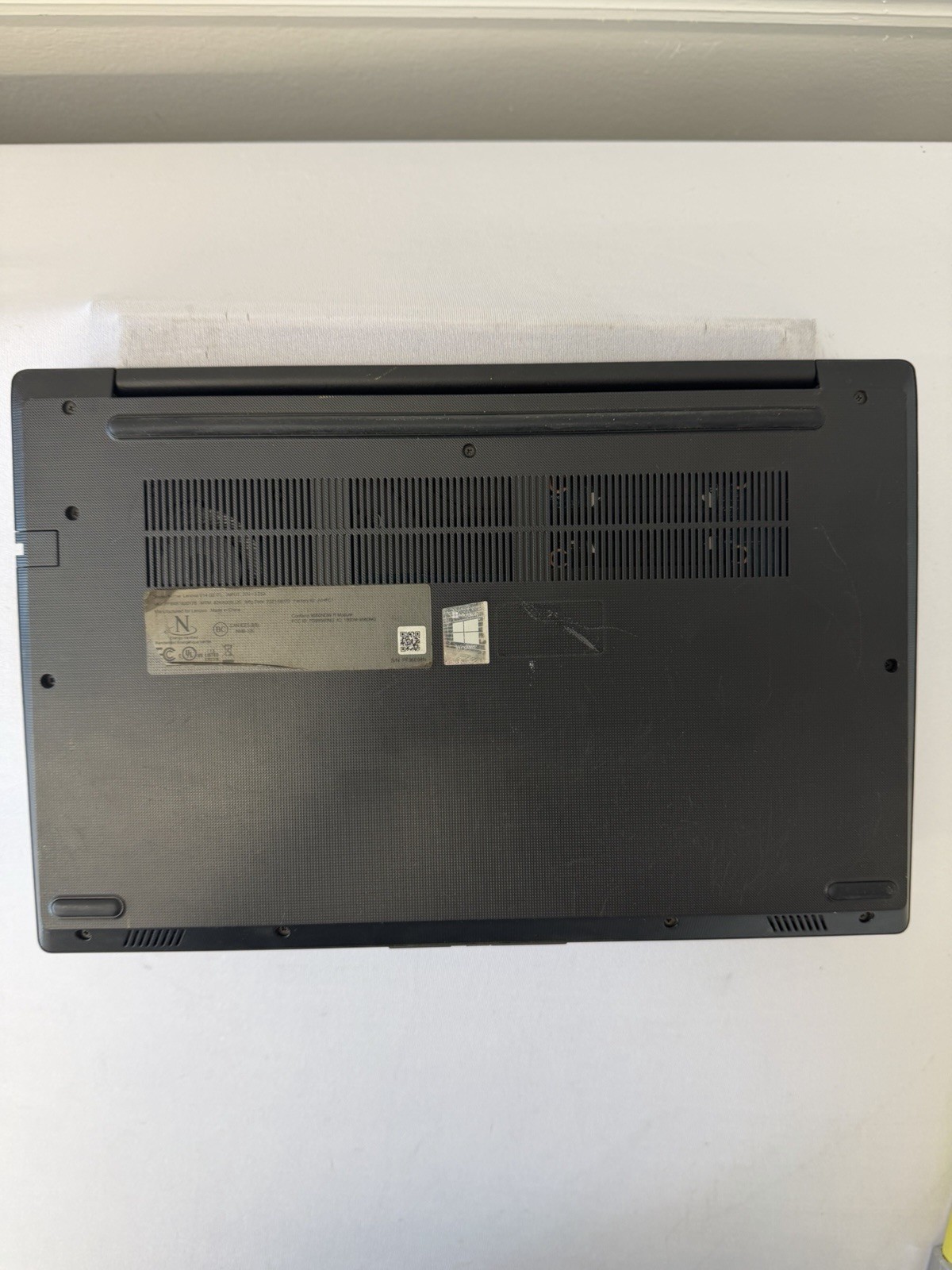 Lenovo V14-G2IL Laptop – Good Screen – Intel i5 Gen 11 – RAM 8 GB – Read Des
