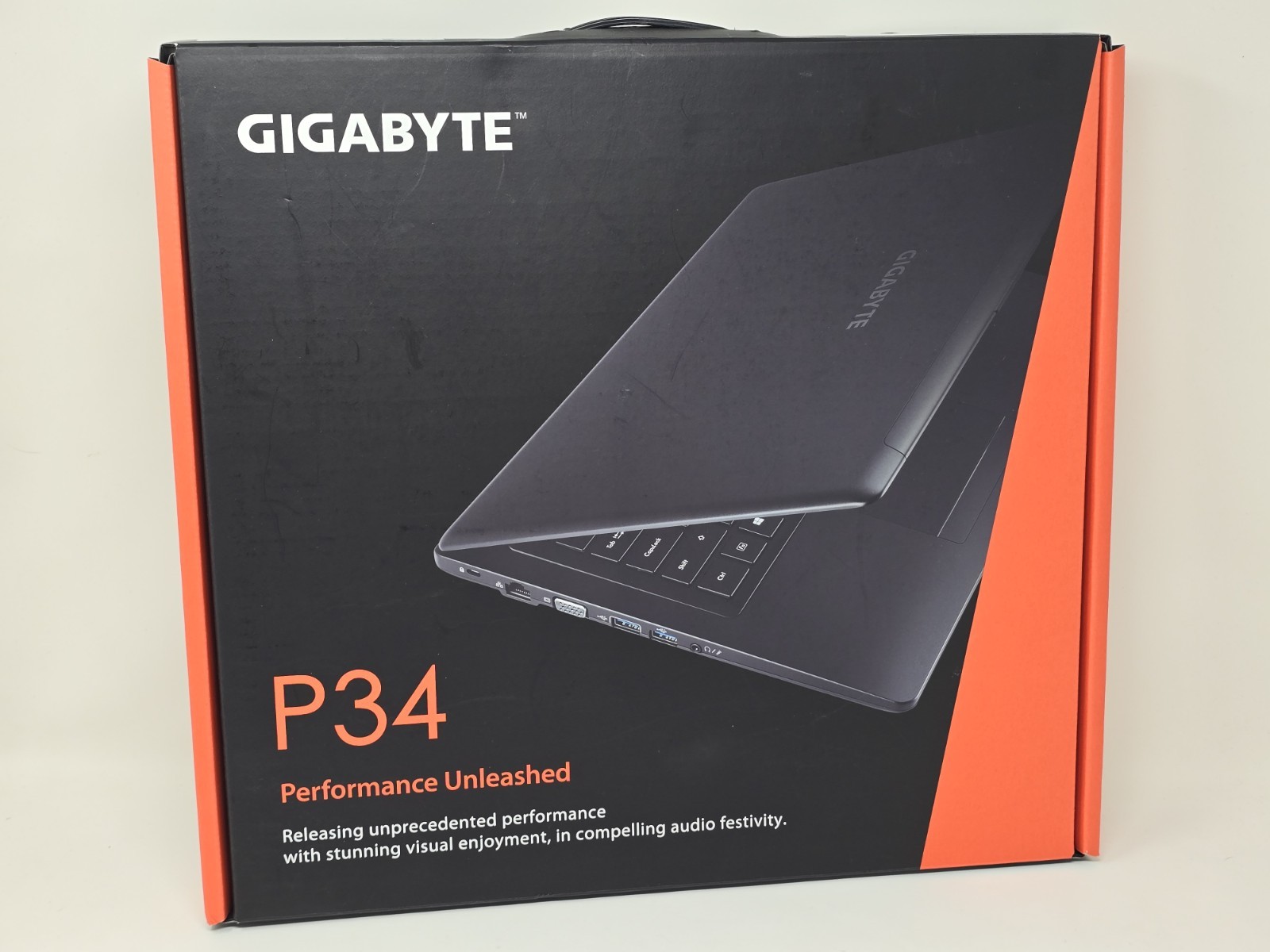 Gigabyte P34W V4 Gaming Laptop PC i7 GTX 970M 8GB RAM 128GB SSD 500GB HDD CIB