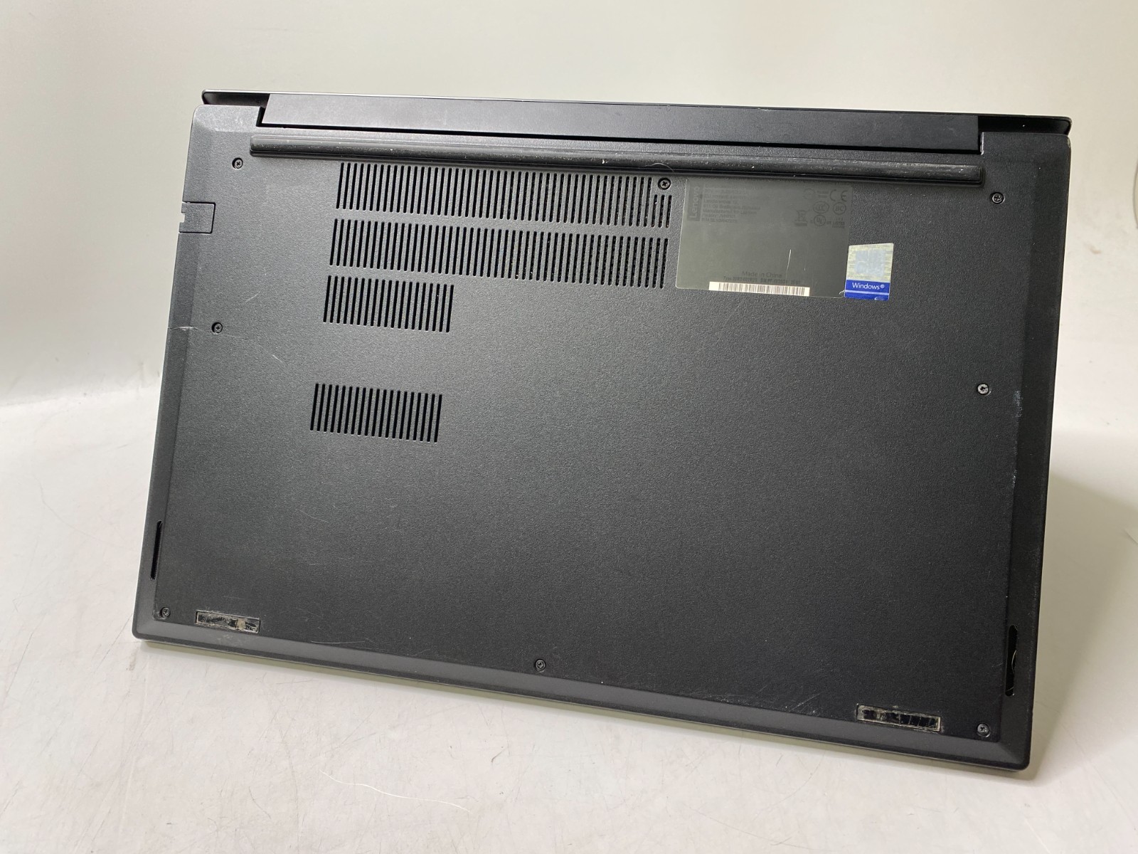 Lenovo ThinkPad E15 15.6″ i7-10510u 16GB DDR4 480GB SSD Win11P – Heavy Wear