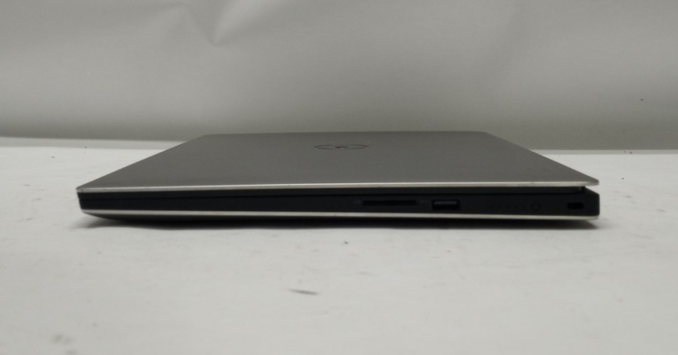 Dell Precision 5520 15.6″FHD i7-7820HQ@2.90 16GB/512GB NVMe NVIDIA Win11 WH699!