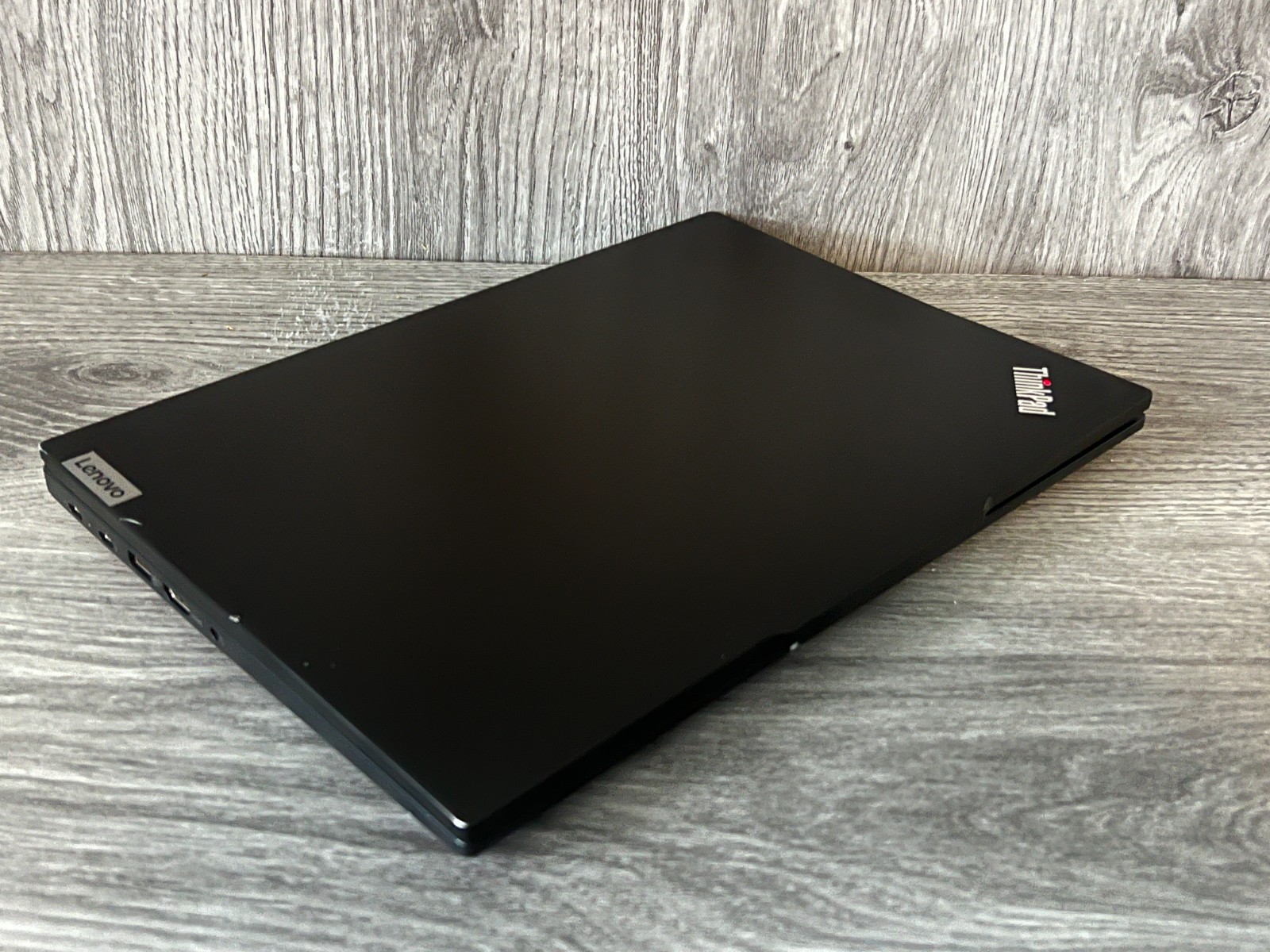 Lenovo Thinkpad E14 Gen 5 14″ Laptop i5-1335U 8GB RAM 256GB SSD WIN 11 Home