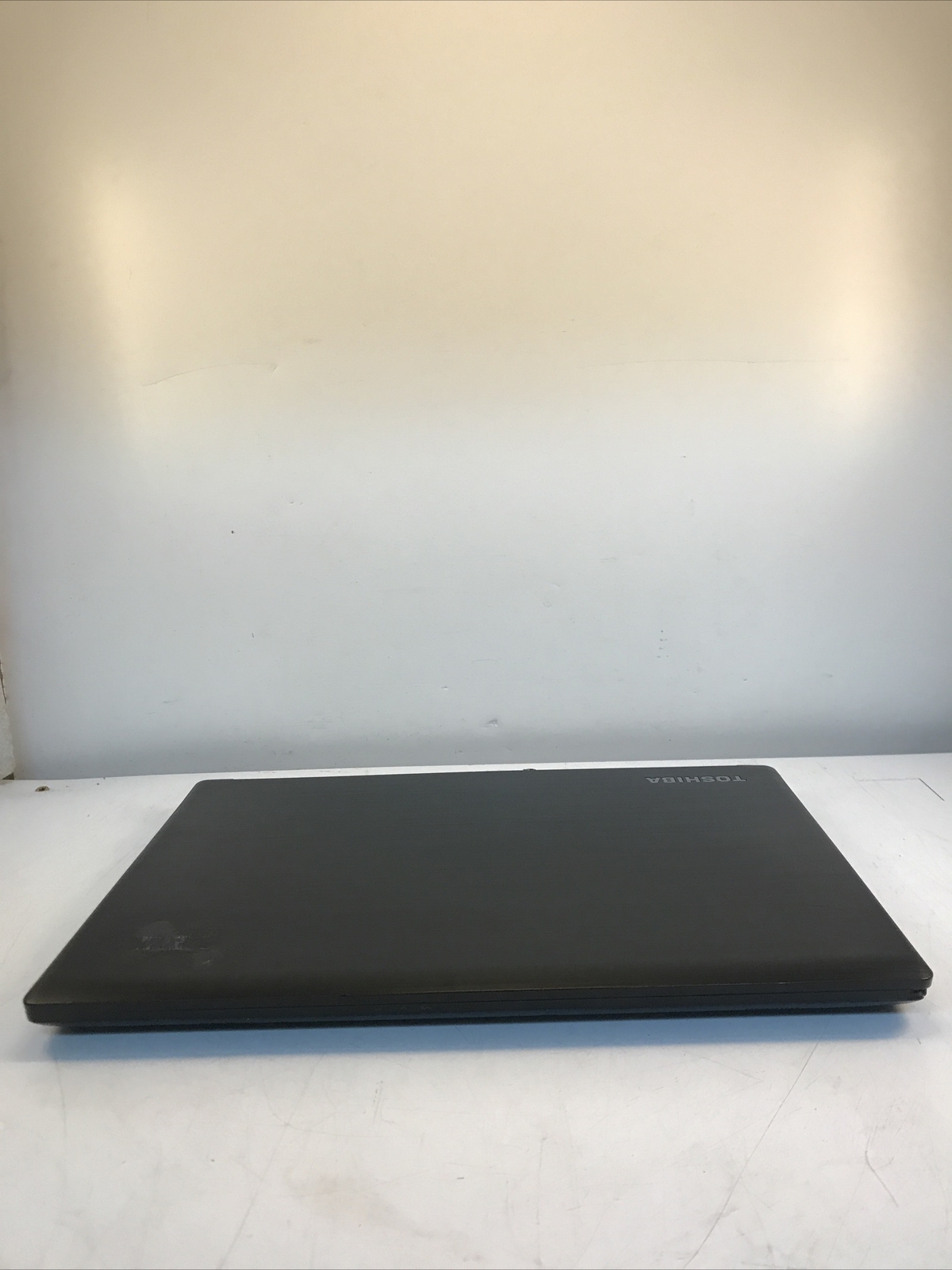 Toshiba Tecra A40-C i5-6200U 2.40GHz 4GB Ram No HDD Boot to BIOS