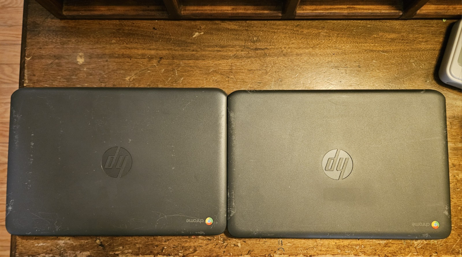 Working Tech Lot: 2 HP Chromebooks, Retro Console, Tablet, Phones, Label Maker