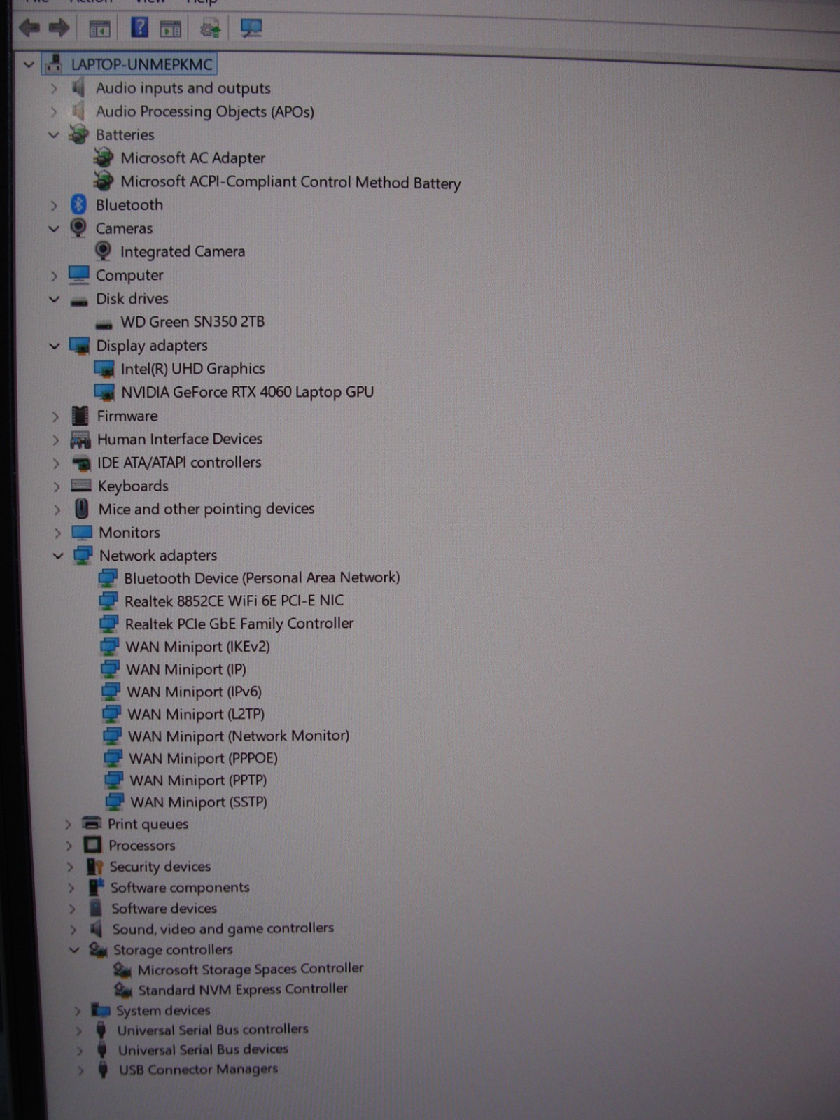Lenovo Legion 5 16IRX9 16″ WQXGA 165hz i9-14900HX 2.2GHz 64GB 2TB RTX 4060 8GB