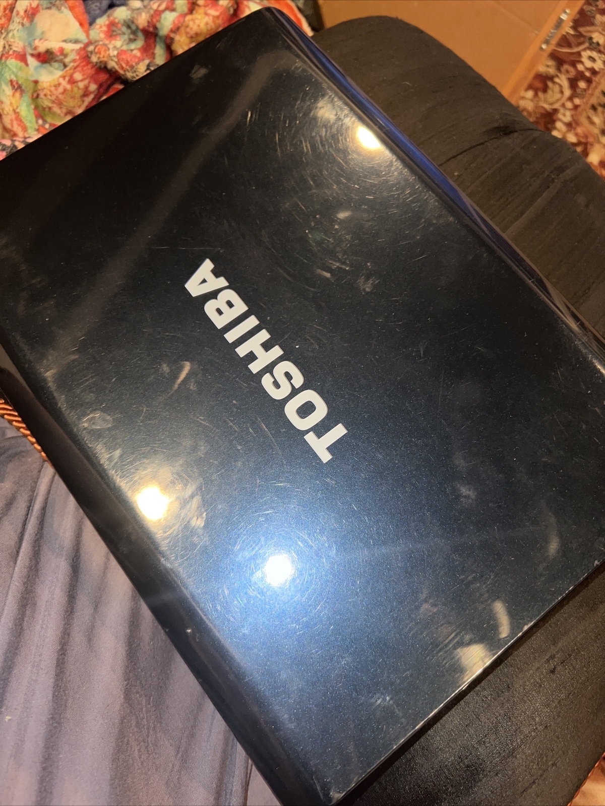 Toshiba Satellite A215-S5837 15.4” Notebook AMD Turion UNTESTED No Hard Drive
