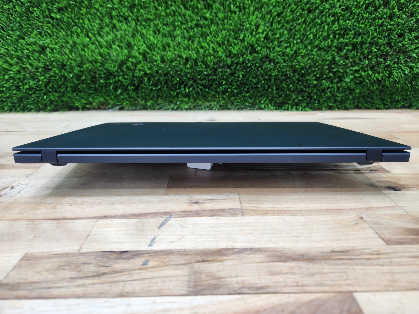 Lenovo ThinkPad X1 Carbon Gen 8 14″ i5-10210U 8GB 256GB SSD EXCELLENT BATTERY ~