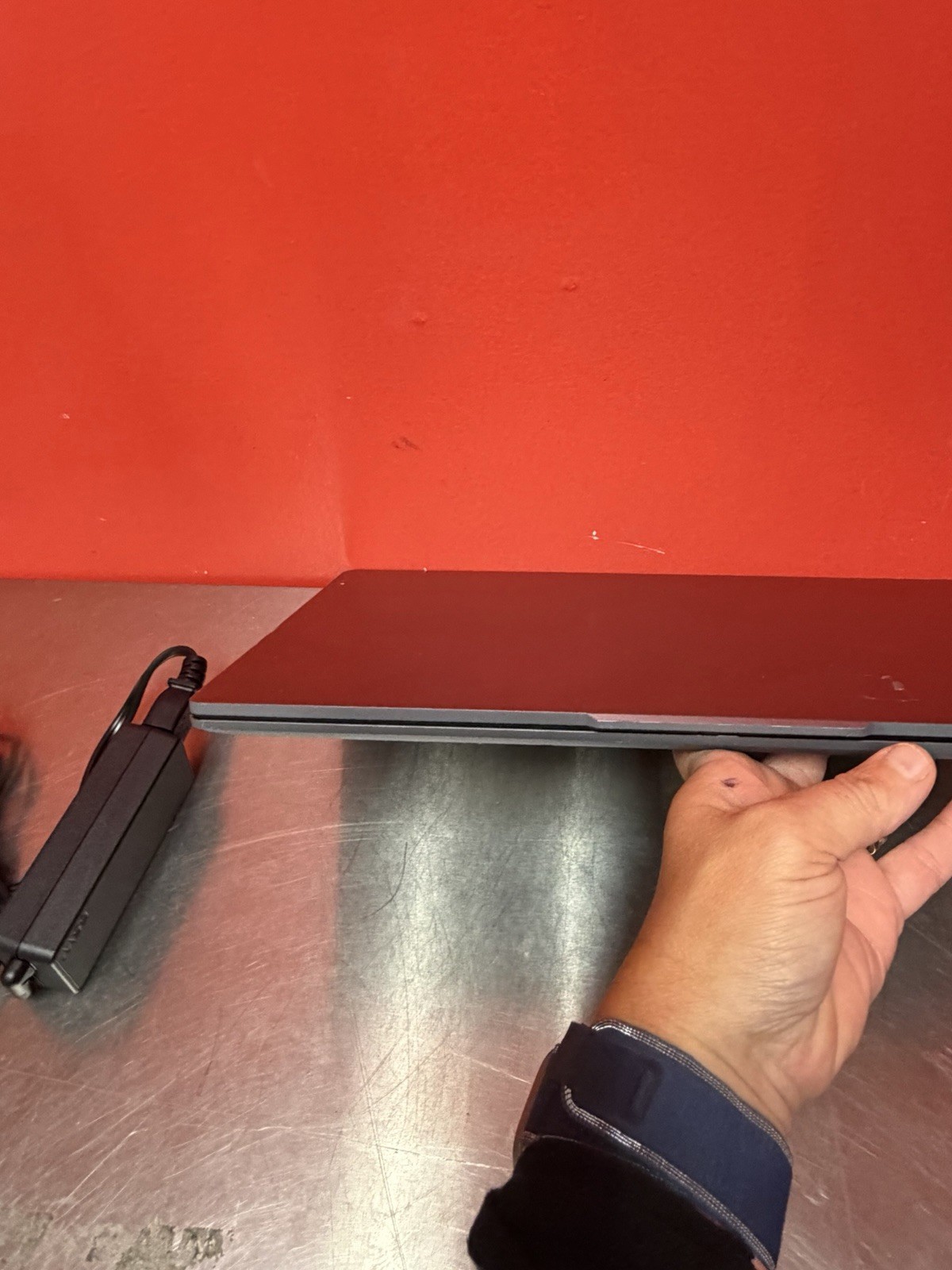 LENOVO 82X700EDUS IdeaPad Slim 3 15IRU8 15.6″ FHD i5-1334U 1.3GHz