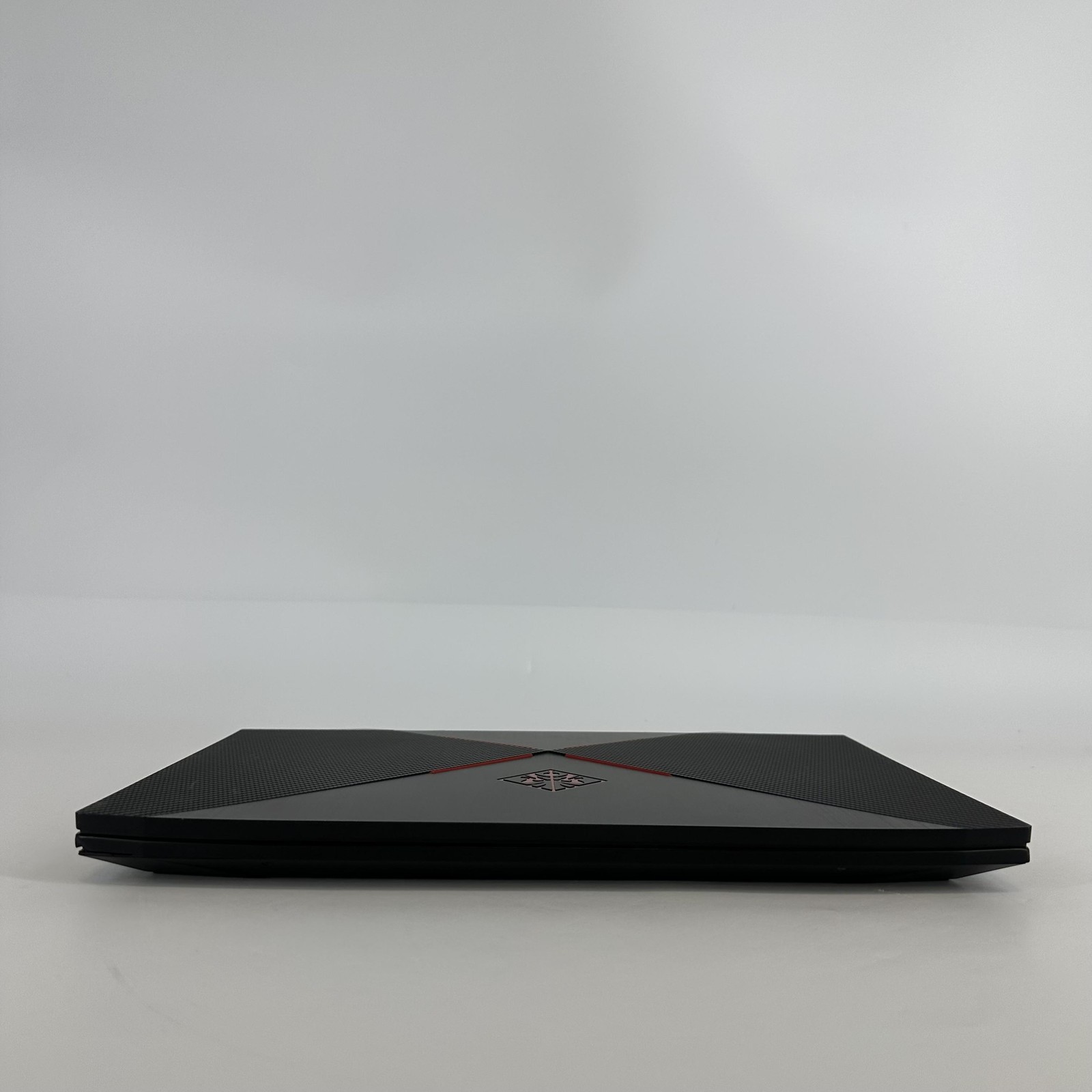 HP Omen 15 FHD i5-9300H 2.40GHz 8GB 1TB HDD GTX 1650 Very Good FRAME GAP