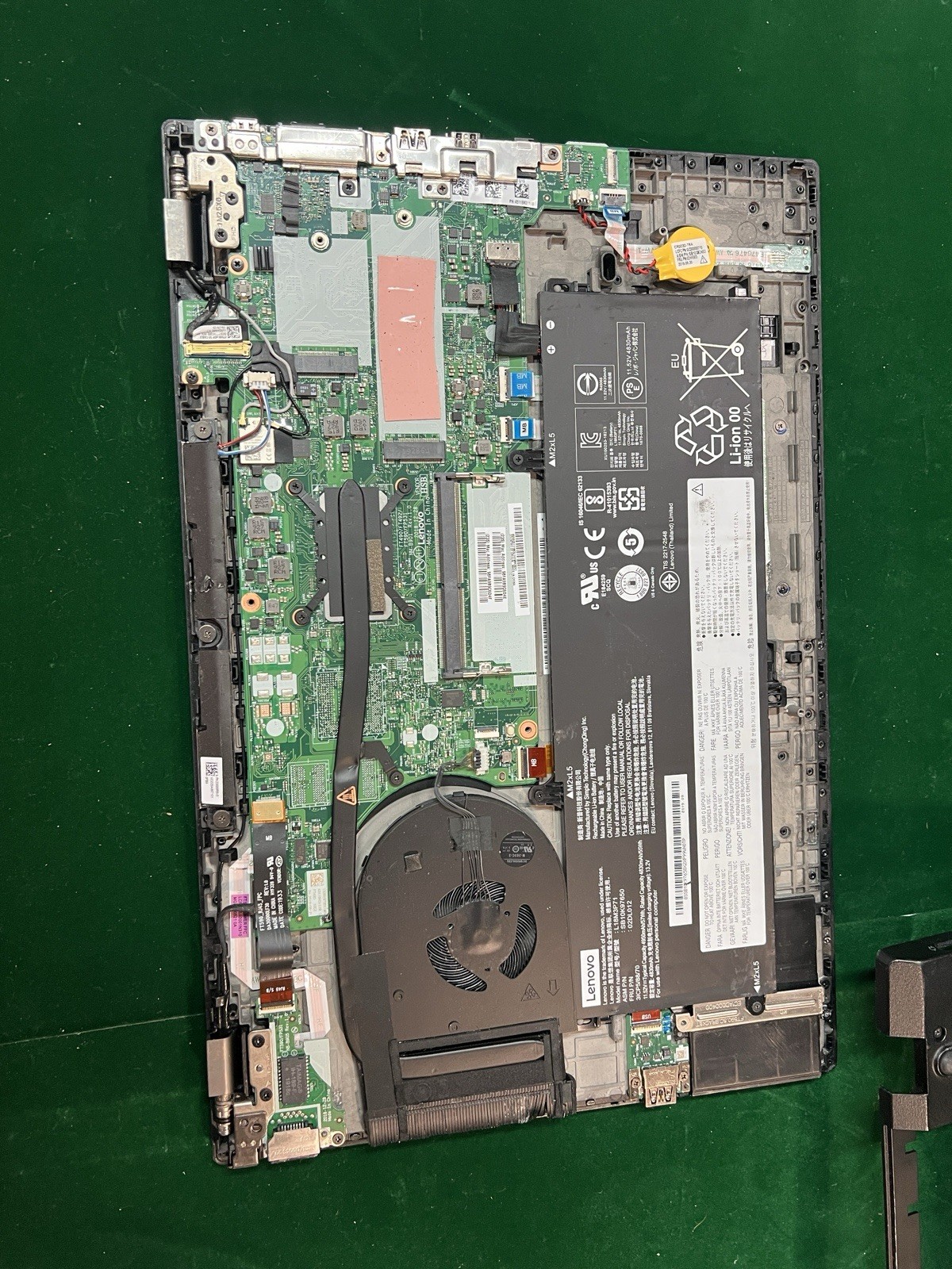 Lot Of 2 LENOVO THINKPAD T590 & T580 INTEL CORE I5 8TH NO RAM NO HD