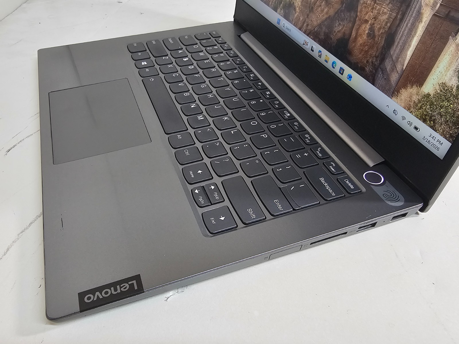 Lenovo ThinkBook 14-IML Laptop – 1.8 GHz i7-10510U 8GB 256GB Webcam 14″ 20RV S2
