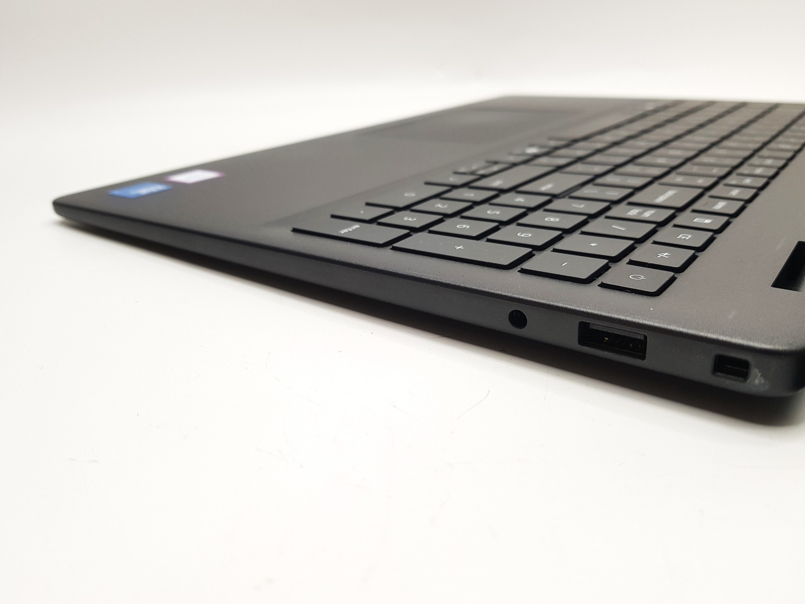 Dell 16 DC16250 Core 7 150U 16GB RAM 1TB SSD Windows 11 Touchscreen Wrty