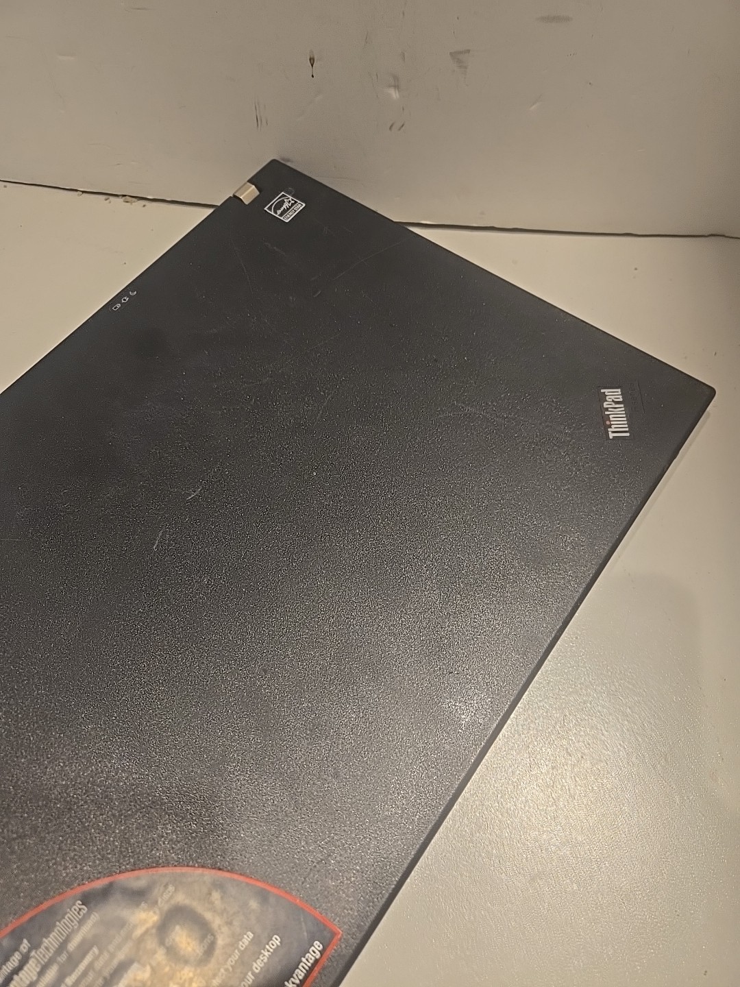 Lenovo IBM Thinkpad R61i Laptop Untested No Charger No Hard Drive Screen Damage