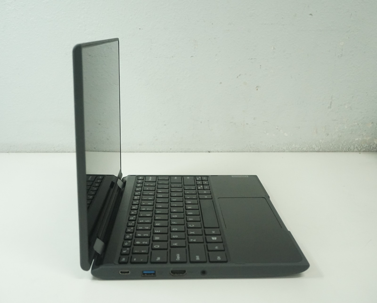 Lot of 7 Lenovo 300e 2nd Gen N4100@1.10GHz 4GB RAM 64GB NO OS Cosmetic Flaws