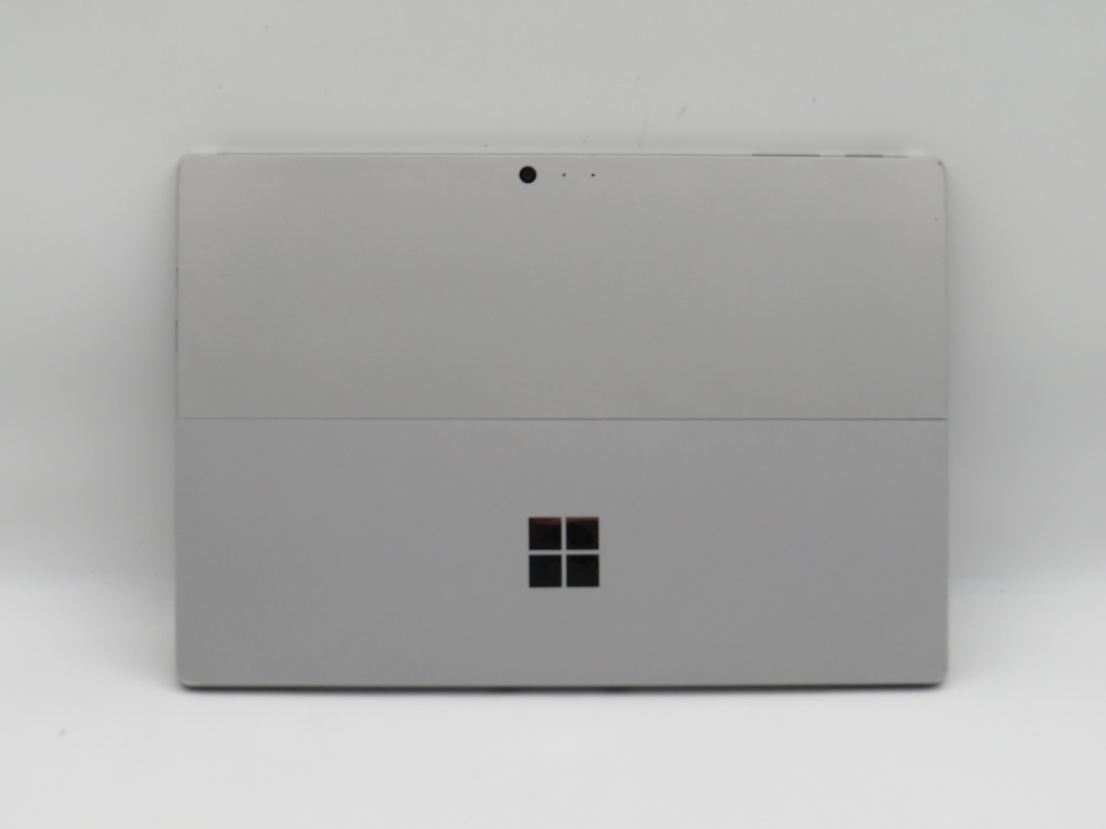 Microsoft Surface Pro 4 i5-6300U@2.4GHz 8GB RAM 12″ 256GB HD No OS/AC