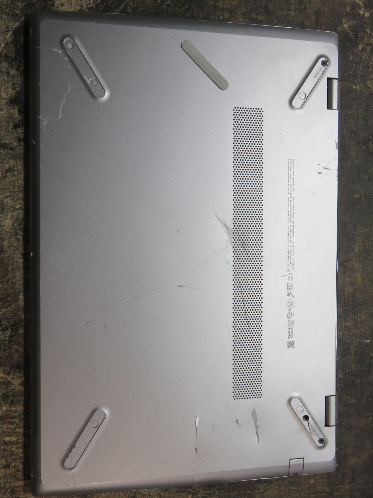 HP Pavilion 15-cs3063cl TOUCH FHD i5-1035G1 8GB 256GB Win 11 pro