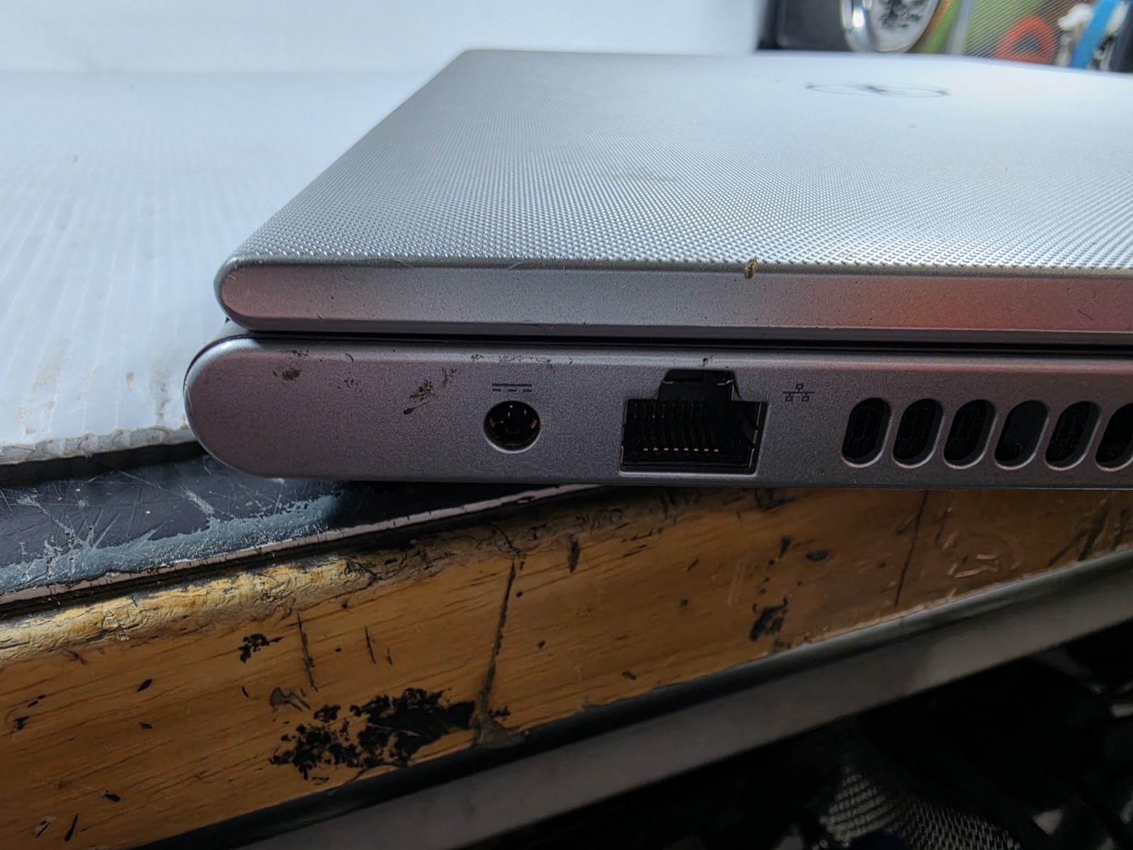 Dell Inspiron 5559 Laptop i5-6200U @2.30GHz | No HDD | 8GB RAM | No OS (READ)