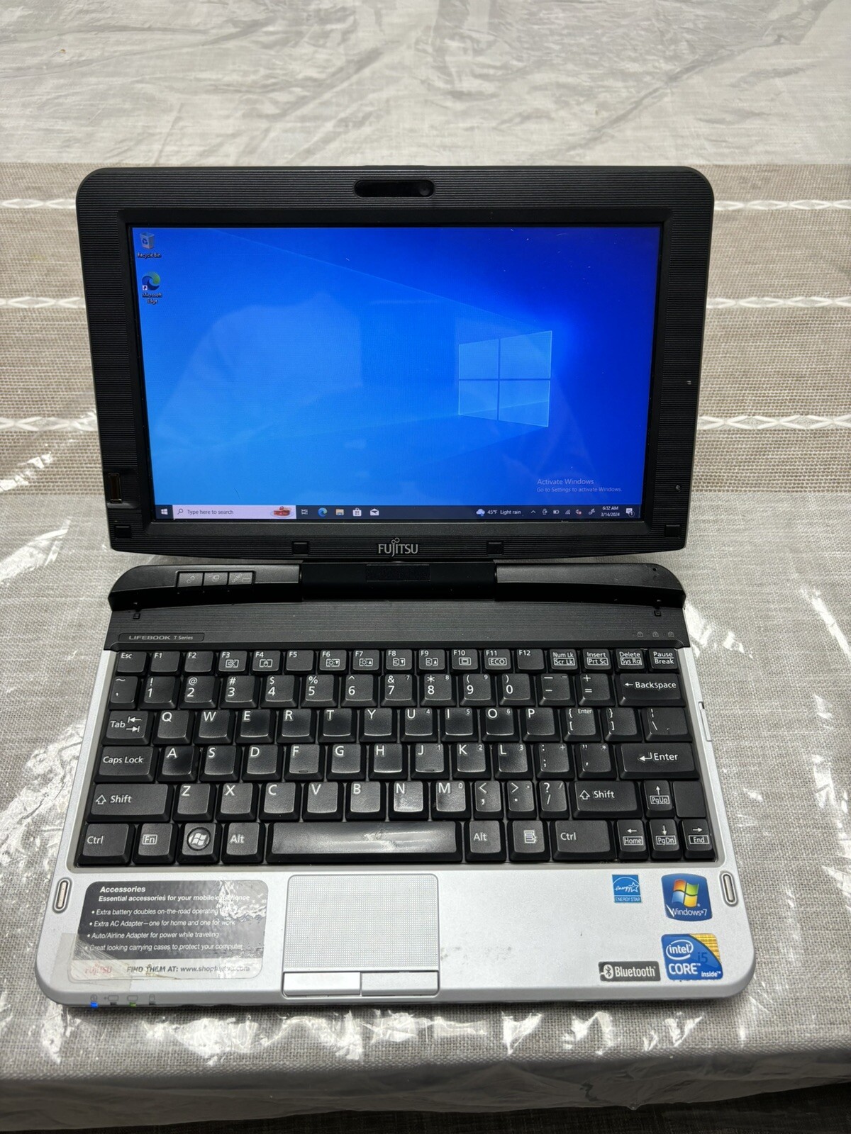 Fujitsu T 580 Core i5 – 1.33 GHz 3GB Ram Windows 10 – 512 SSD 10” Touch