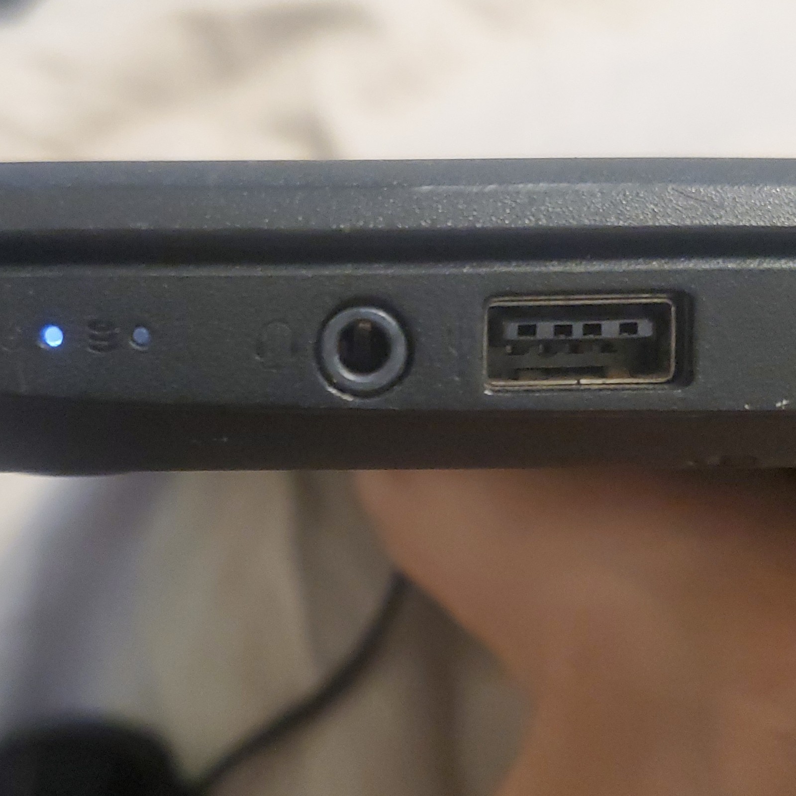 HP 15-f222wm INTEL PENTIUM N3540@2.16GH 4GB RAM 500GB HDD Win 10 Home No Charger