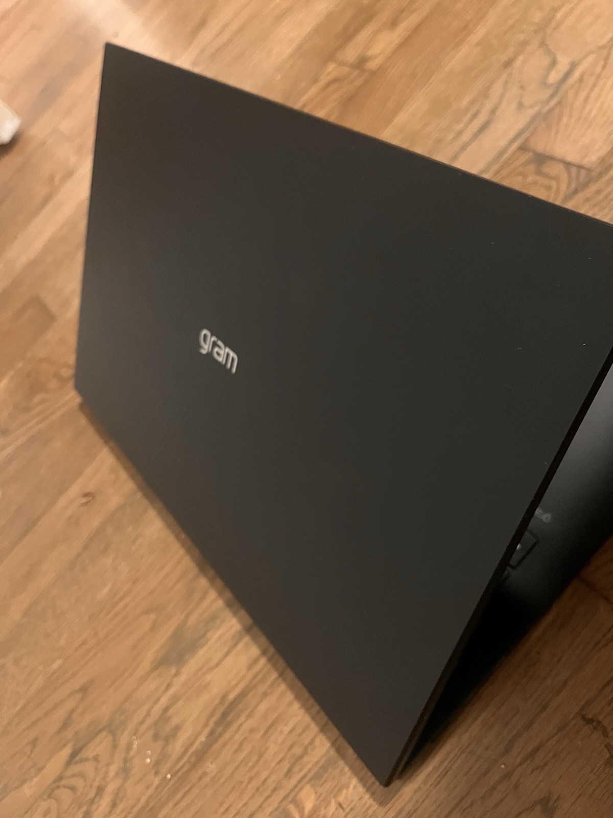 LG gram 17 Ultra-Slim Laptop, Intel i7-1195G7, 16GB/1TB SSD, Black