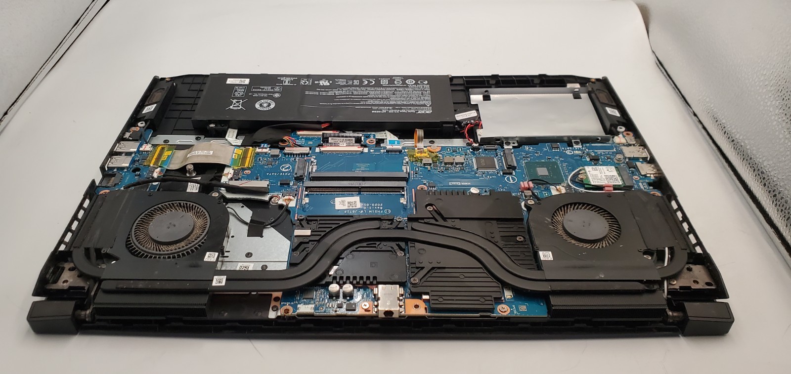 Acer Nitro 5 AN517-52-52T3 Laptop i5-10th Gen No RAM/SSD Doesn’t Power On