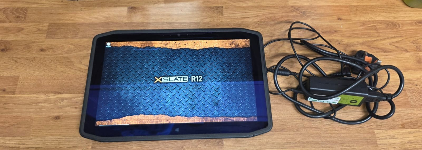 Xslate Xplore iX125R1 R12 rugged tablet WINDOWS 10 PRO