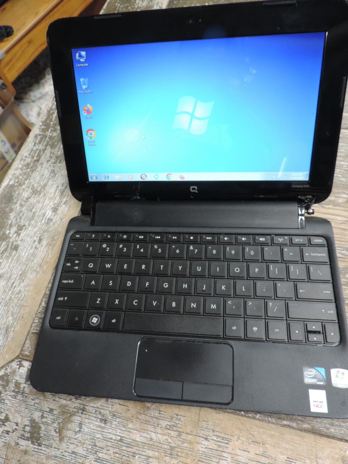 HP Compaq Mini CQ10-600 10.1” Intel Atom 1.66GHz Laptop WINDOWS 7 OEM