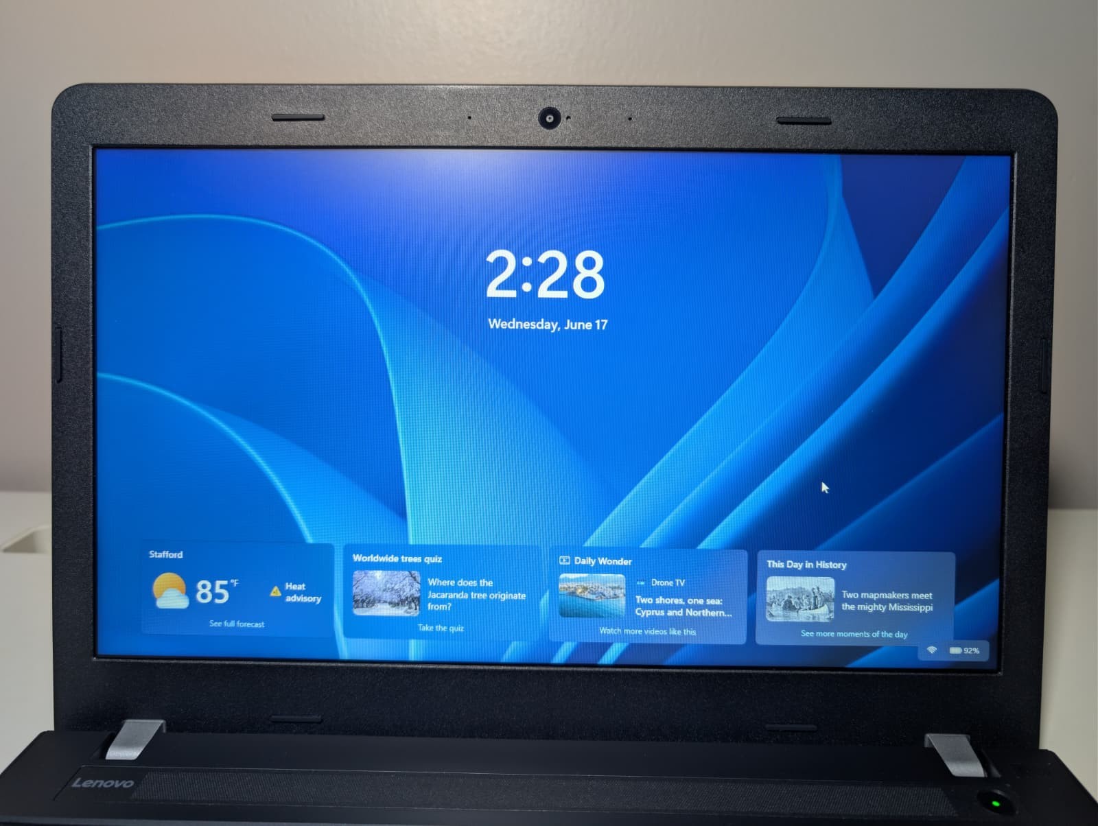 LENOVO THINKPAD E570 | i5-7200U 8GB RAM 180GB SSD | HD Windows 11 Pro | DVD-RW