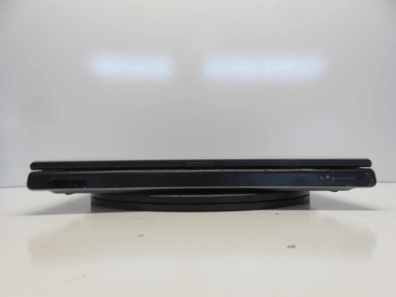 HP Pavilion DV5000 Intel T2300 1.66GHz 2 GB NO HDD No Batt